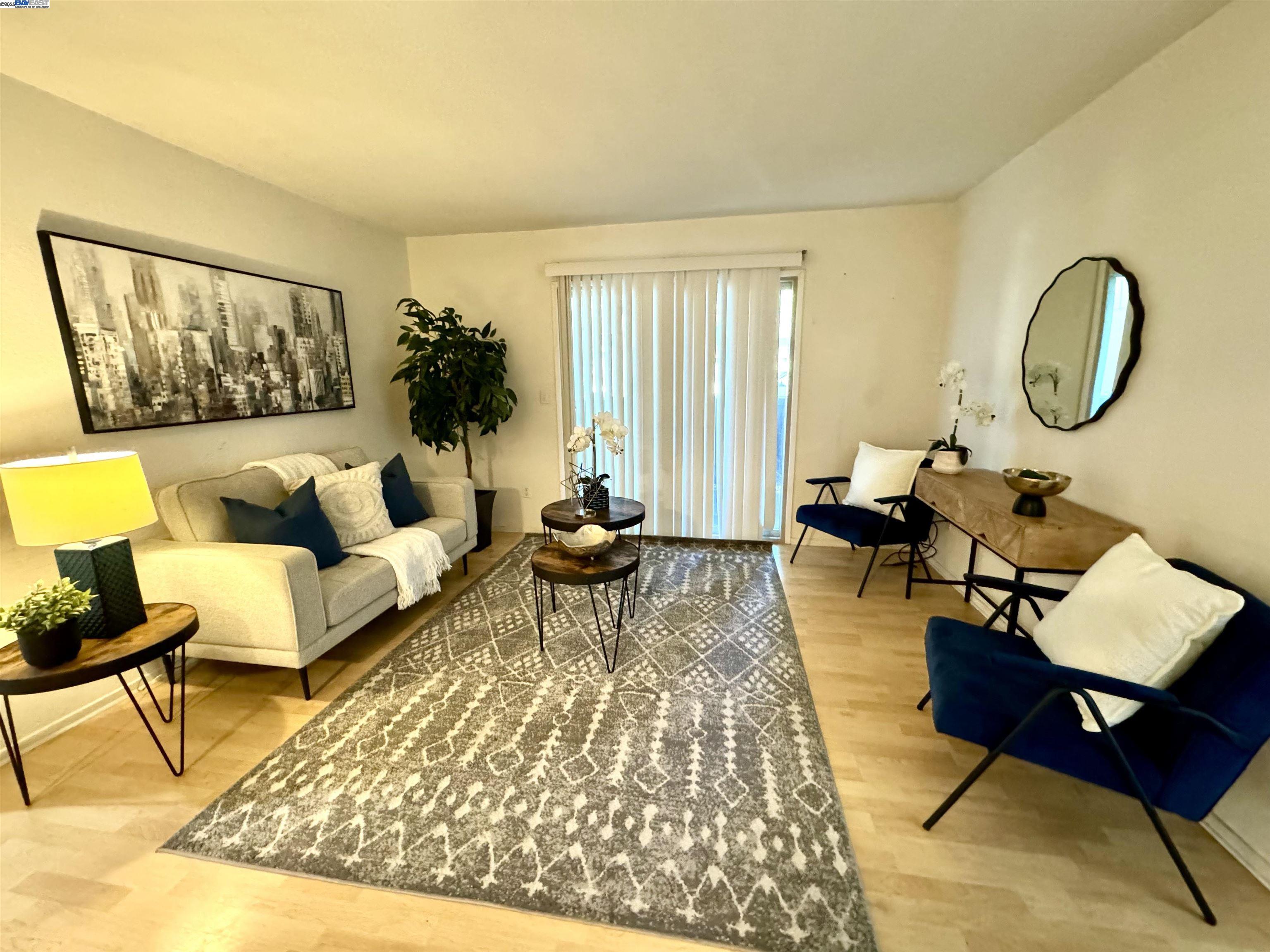 Photo #2: 41088047 Listing 