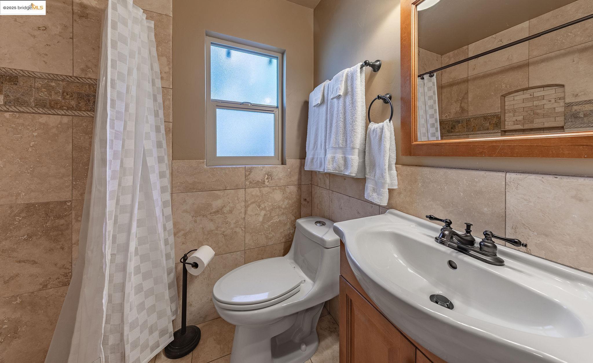 Detail Gallery Image 11 of 21 For 8368 Rainbow Ave, Kings Beach,  CA 96143 - 3 Beds | 2 Baths
