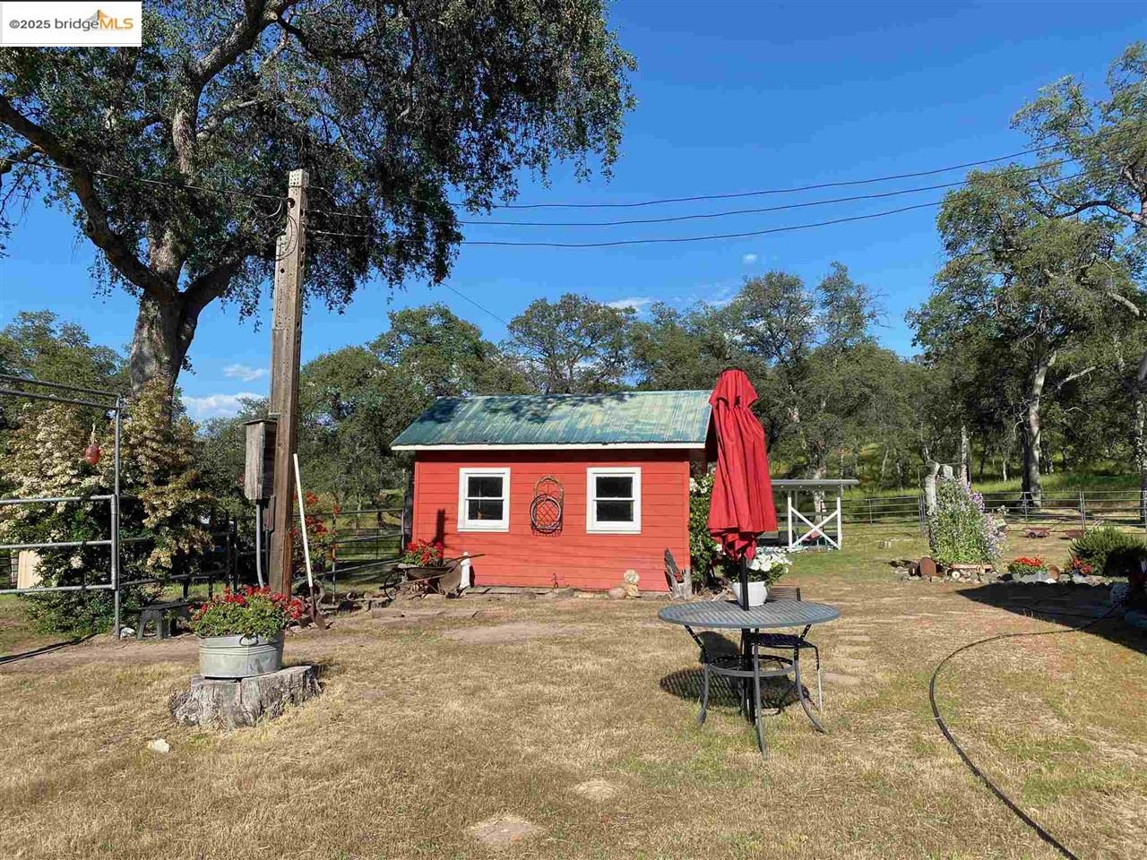 Detail Gallery Image 29 of 60 For 15653 Hwy 108, Jamestown,  CA 95327 - 2 Beds | 1 Baths
