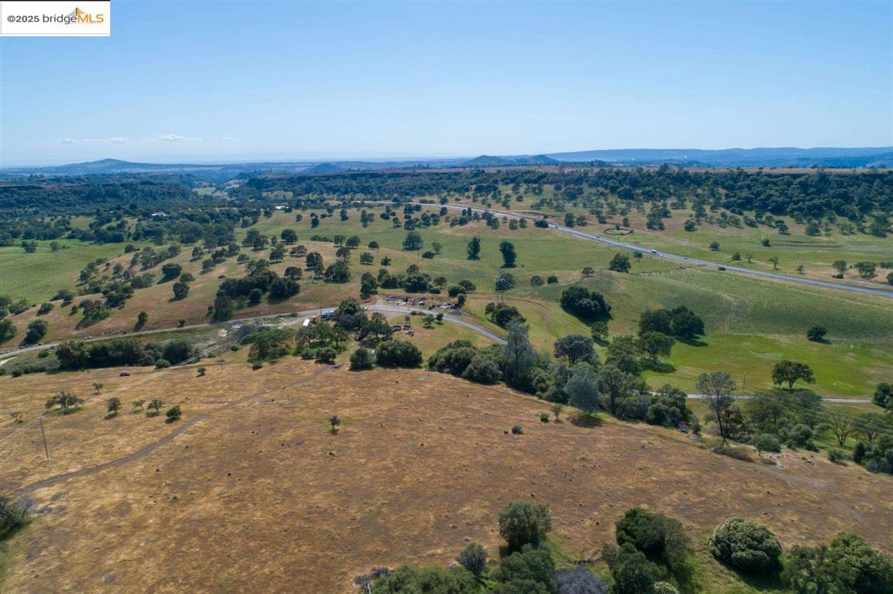 Detail Gallery Image 6 of 60 For 15653 Hwy 108, Jamestown,  CA 95327 - 2 Beds | 1 Baths