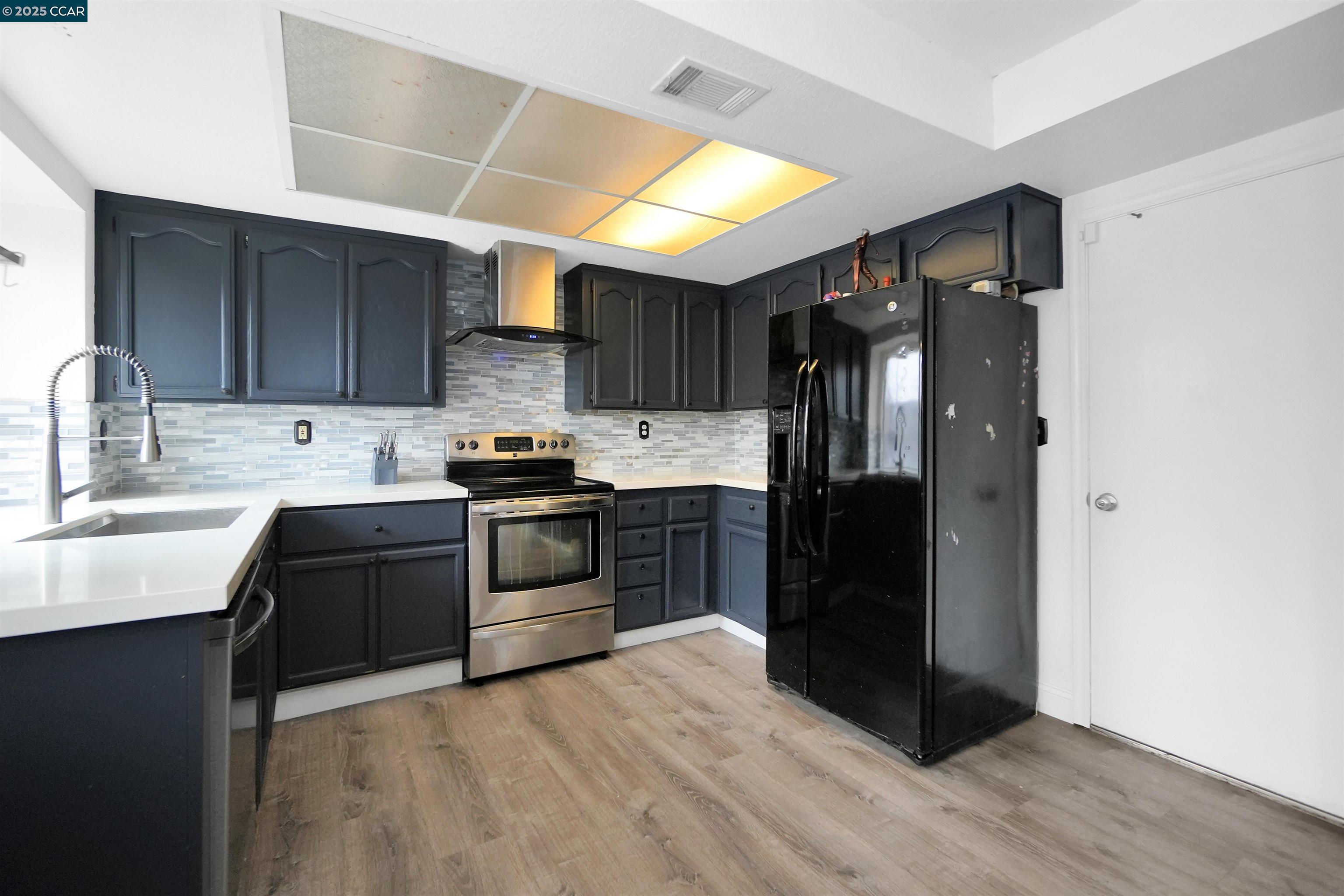 Detail Gallery Image 5 of 48 For 1974 Paradise Valley Ct, Tracy,  CA 95376 - 3 Beds | 2/1 Baths