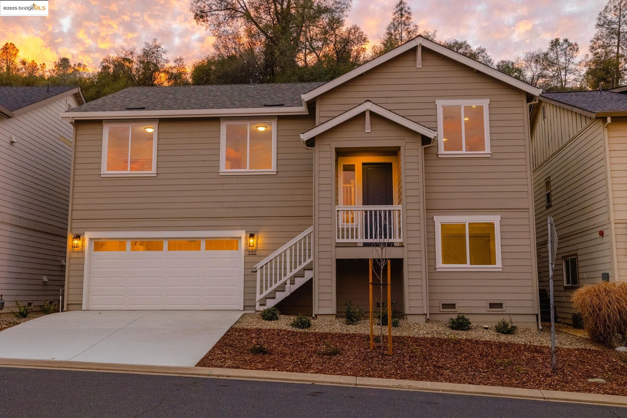 Detail Gallery Image 1 of 45 For 102 Cottage Ct, Sonora,  CA 95370 - 4 Beds | 2 Baths
