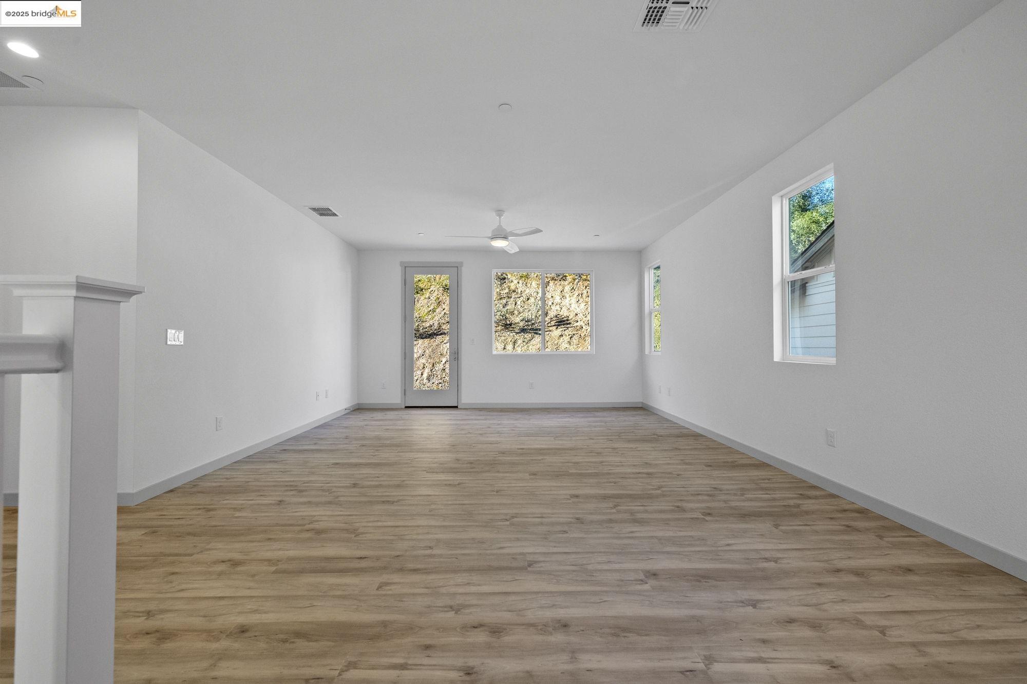 Detail Gallery Image 13 of 45 For 102 Cottage Ct, Sonora,  CA 95370 - 4 Beds | 2 Baths