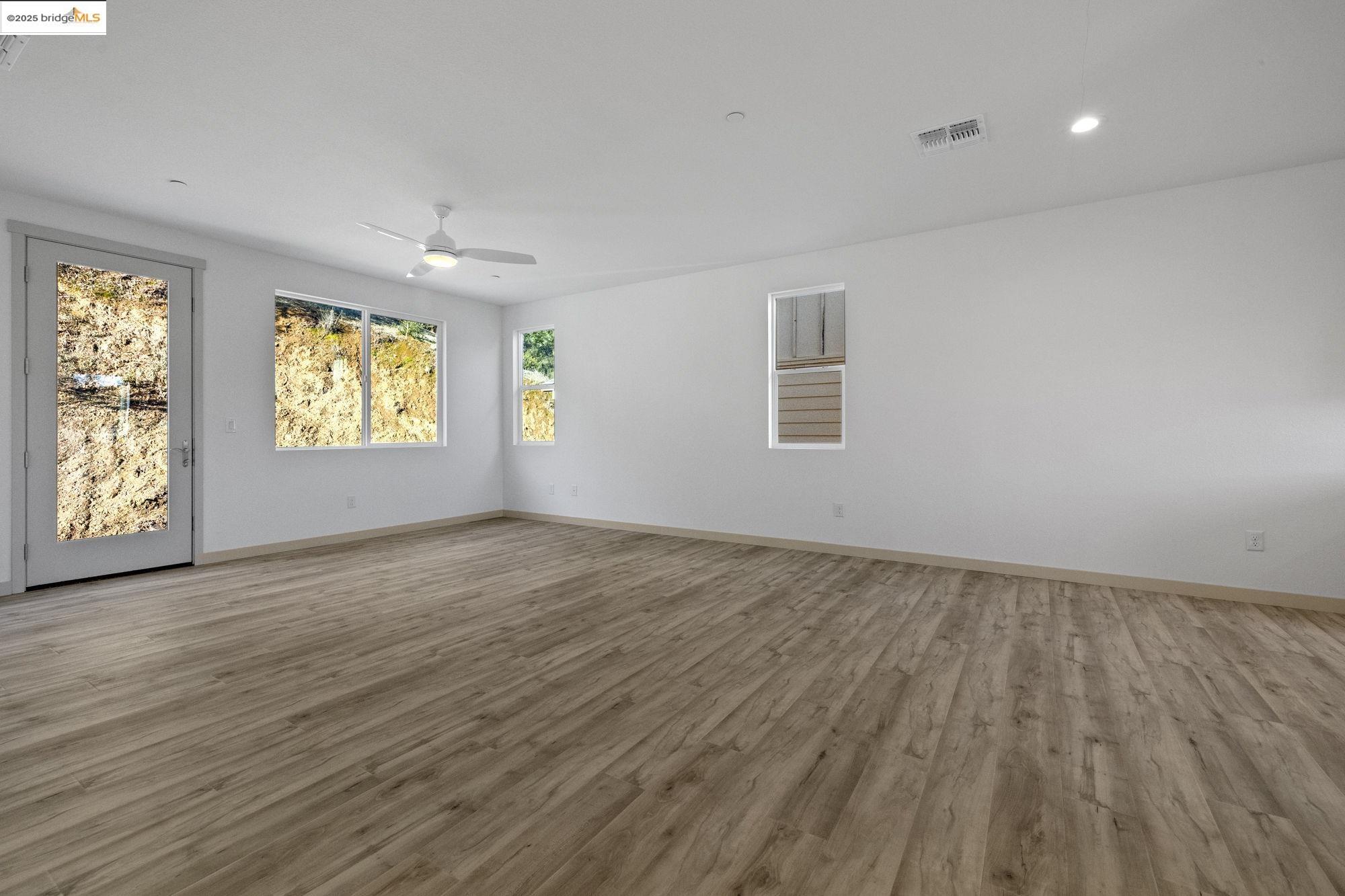 Detail Gallery Image 8 of 45 For 102 Cottage Ct, Sonora,  CA 95370 - 4 Beds | 2 Baths