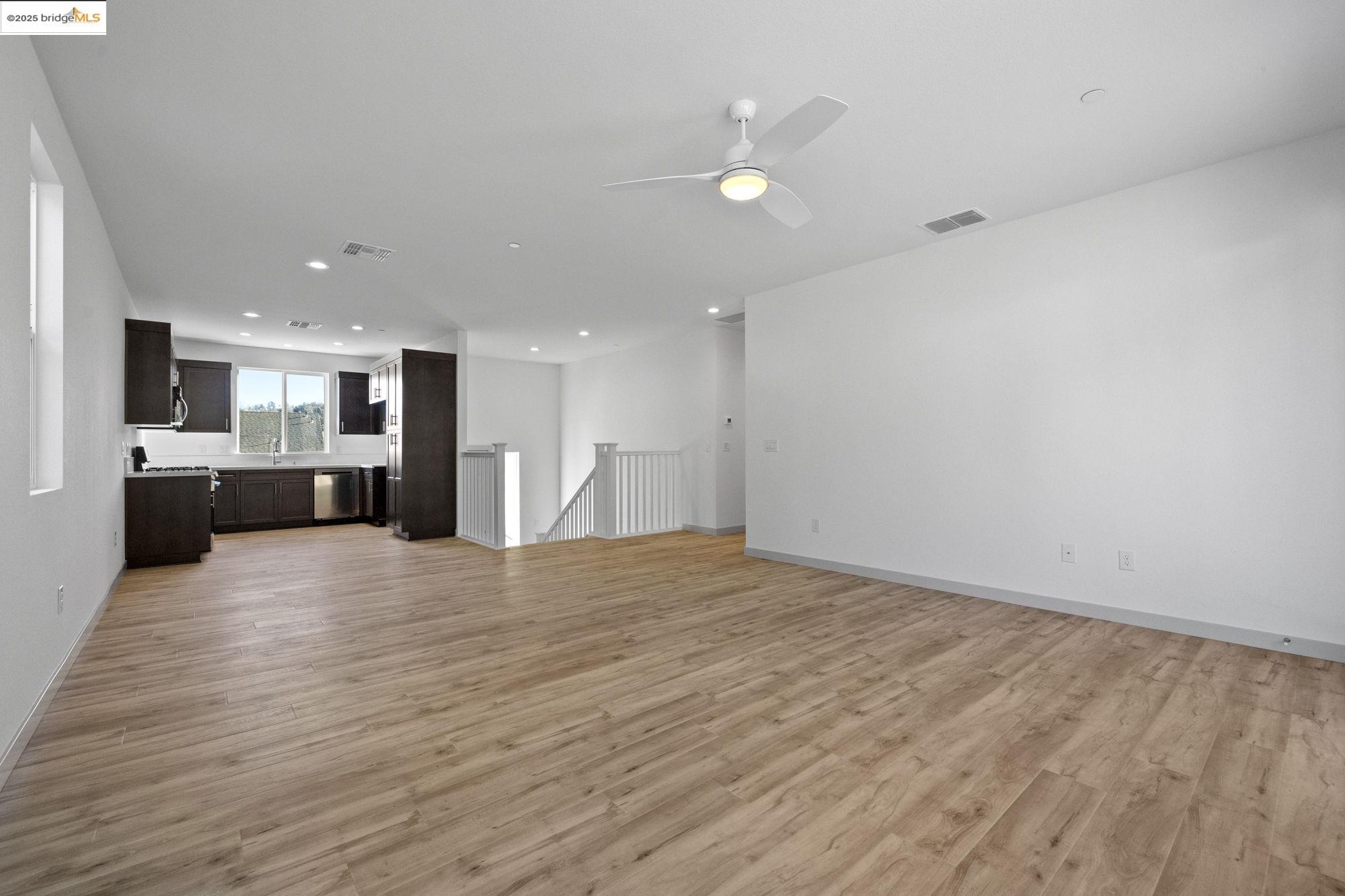Detail Gallery Image 10 of 45 For 102 Cottage Ct, Sonora,  CA 95370 - 4 Beds | 2 Baths