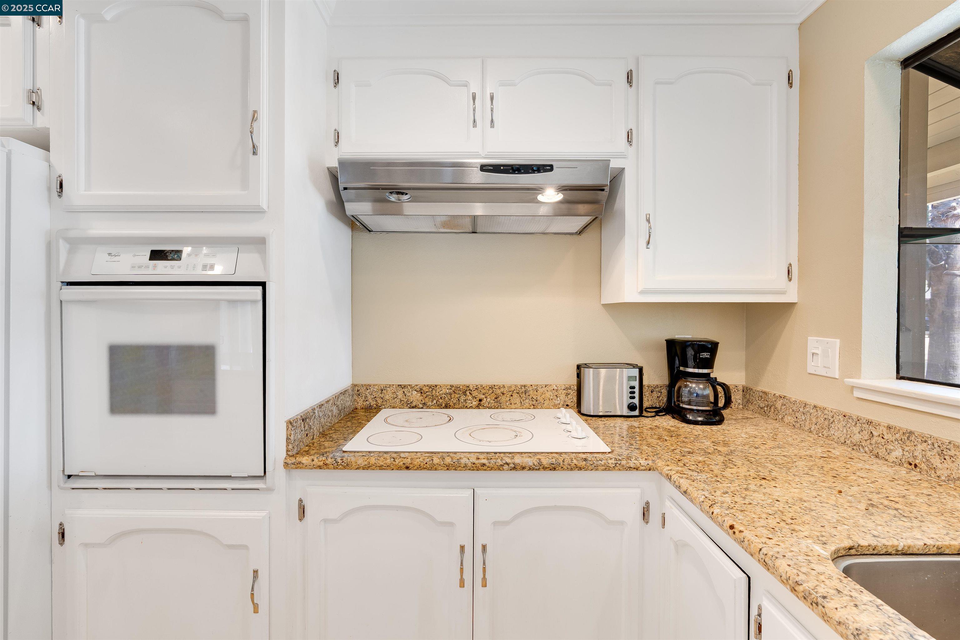 Detail Gallery Image 22 of 51 For 956 Chalet Dr, Concord,  CA 94518 - 3 Beds | 2 Baths