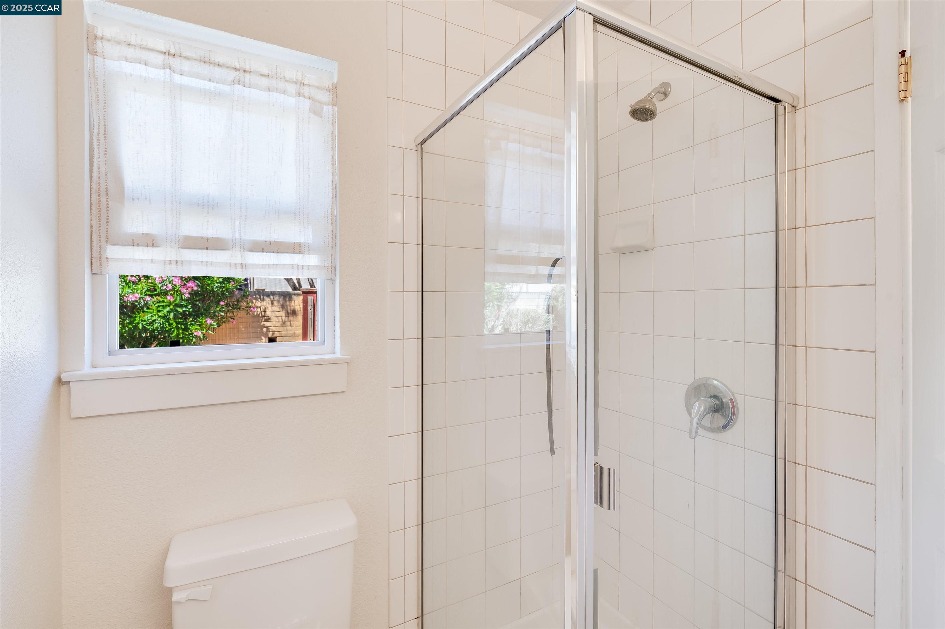 Detail Gallery Image 28 of 51 For 956 Chalet Dr, Concord,  CA 94518 - 3 Beds | 2 Baths