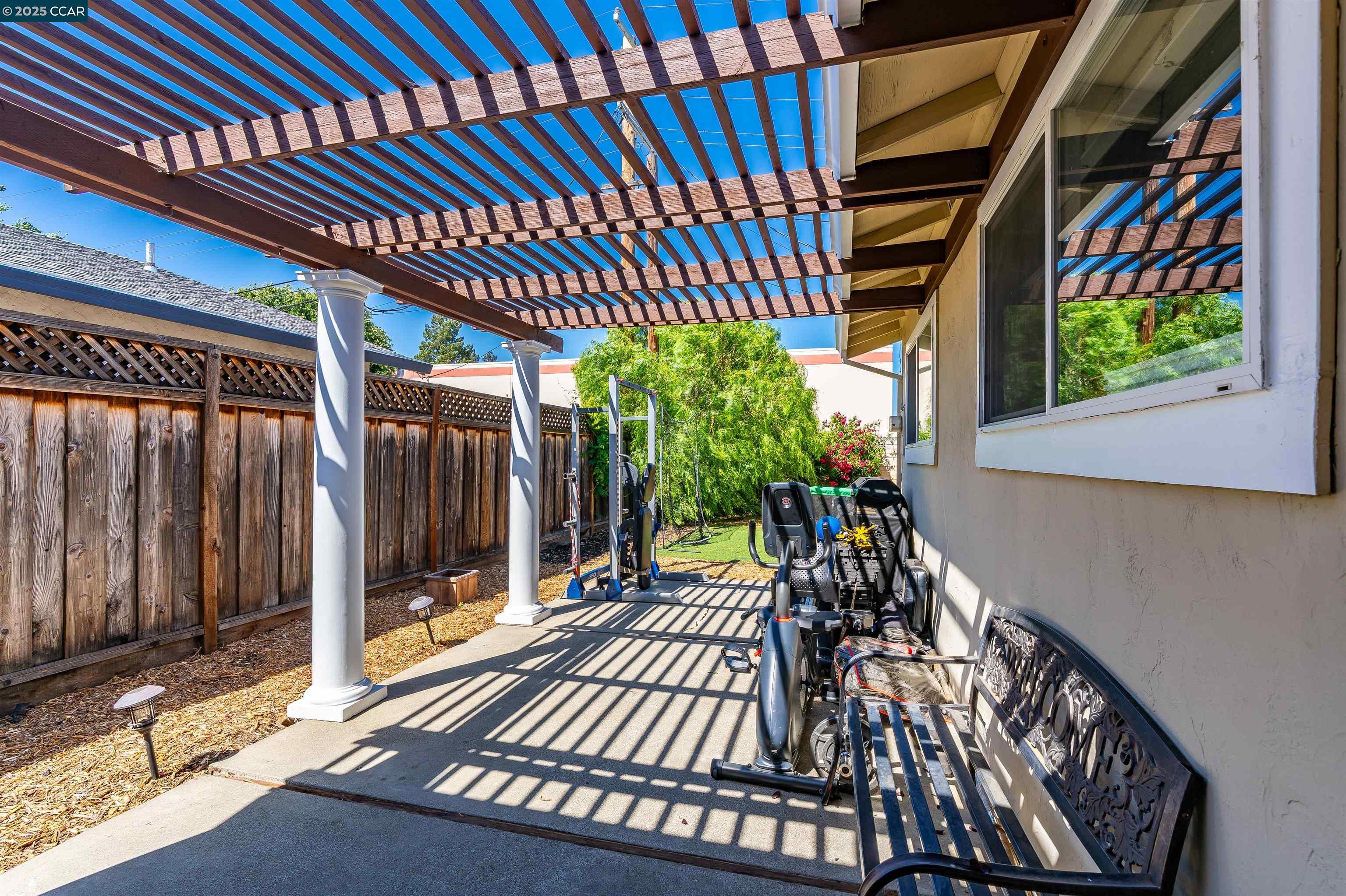 Detail Gallery Image 31 of 51 For 956 Chalet Dr, Concord,  CA 94518 - 3 Beds | 2 Baths