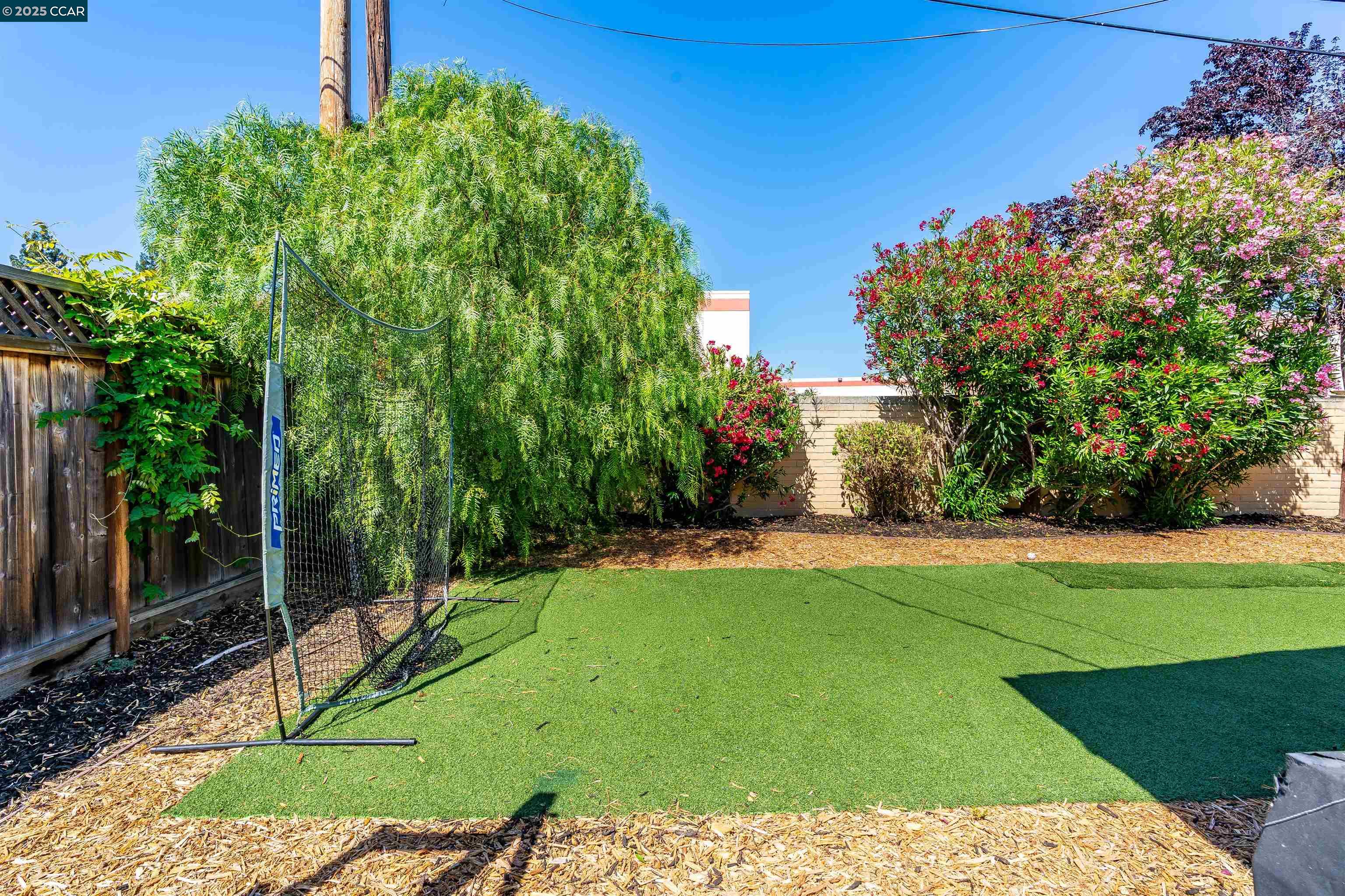 Detail Gallery Image 33 of 51 For 956 Chalet Dr, Concord,  CA 94518 - 3 Beds | 2 Baths