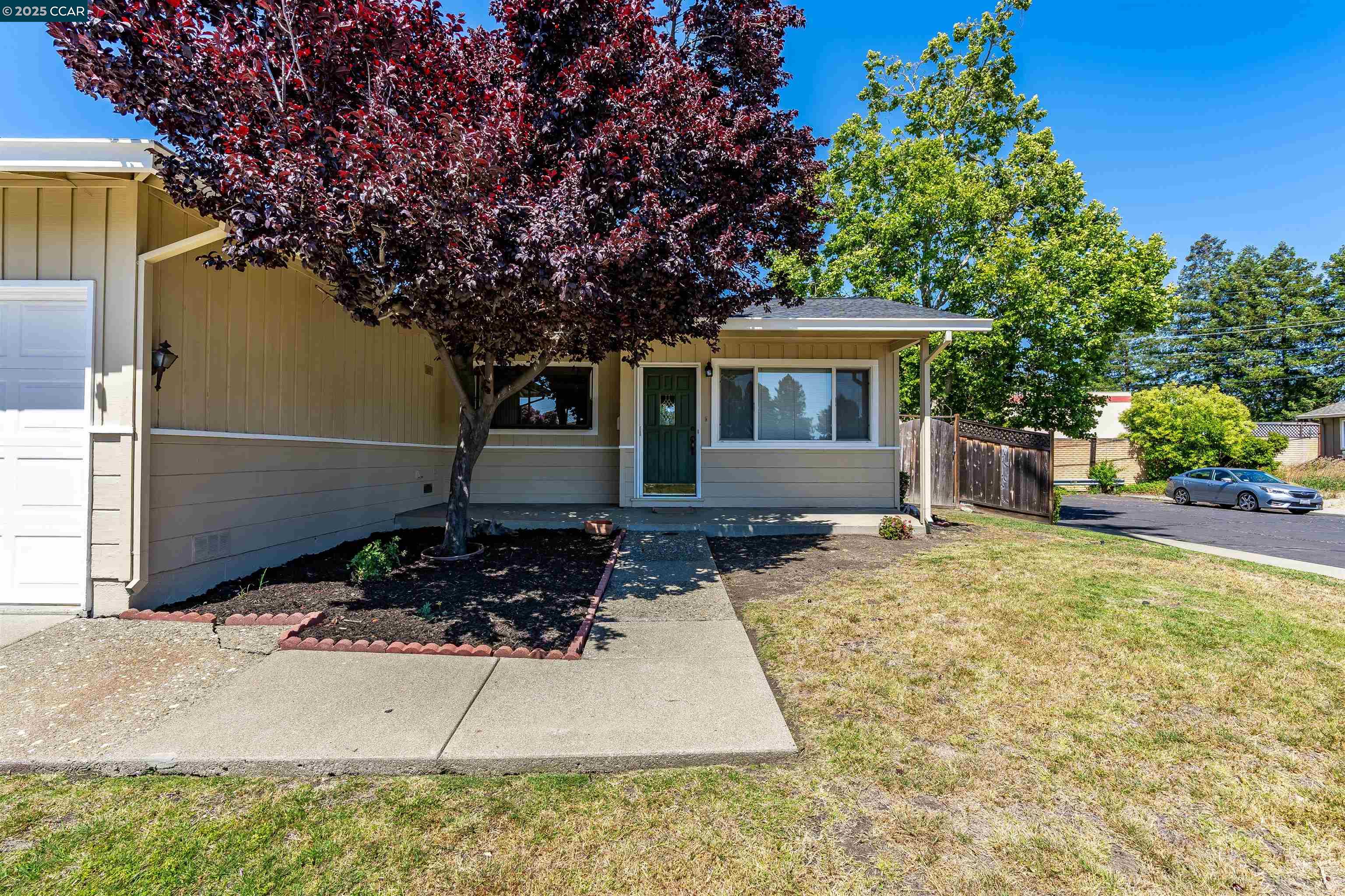 Detail Gallery Image 9 of 51 For 956 Chalet Dr, Concord,  CA 94518 - 3 Beds | 2 Baths