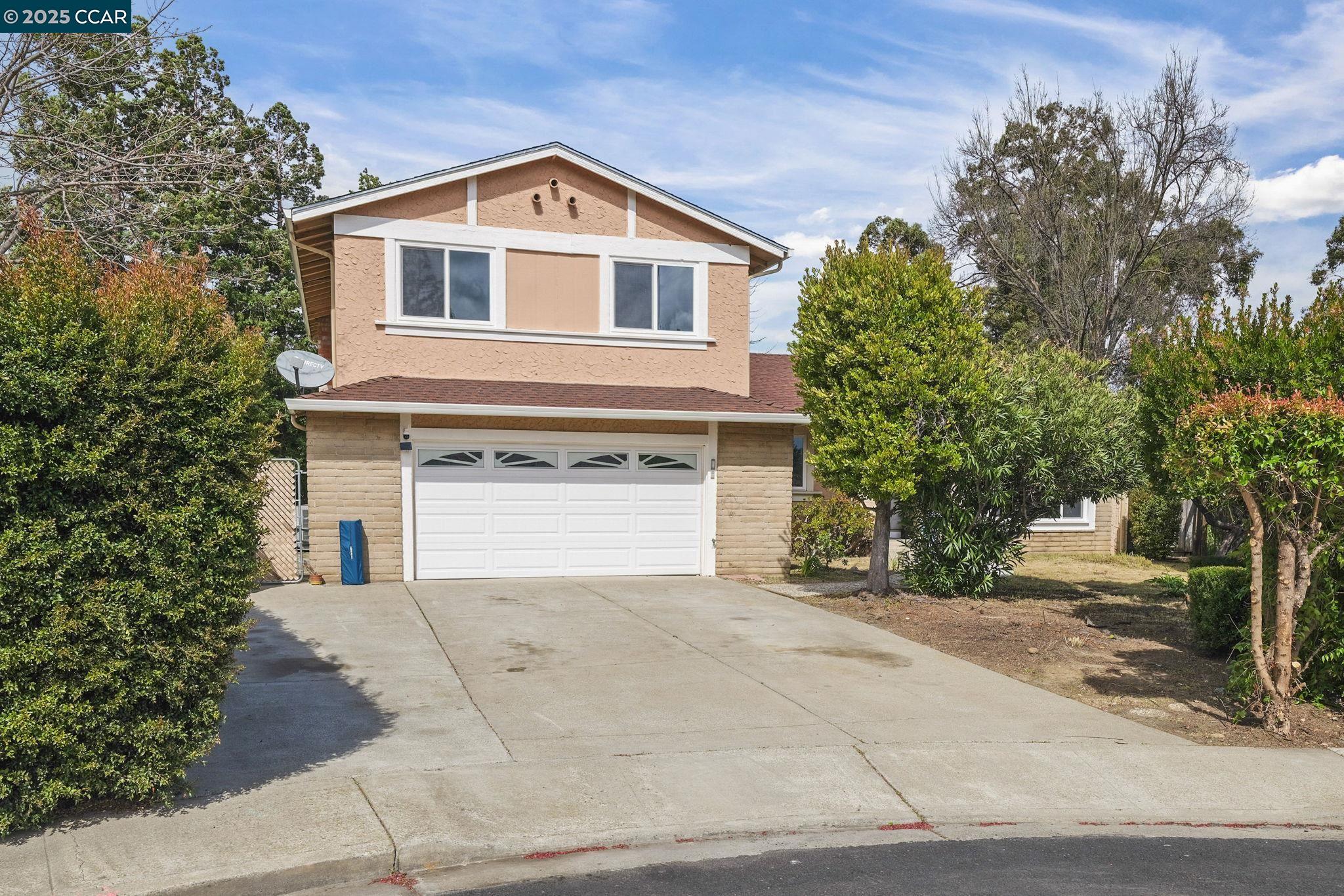 Detail Gallery Image 1 of 1 For 1662 American Beauty Dr, Concord,  CA 94521 - 3 Beds | 3 Baths