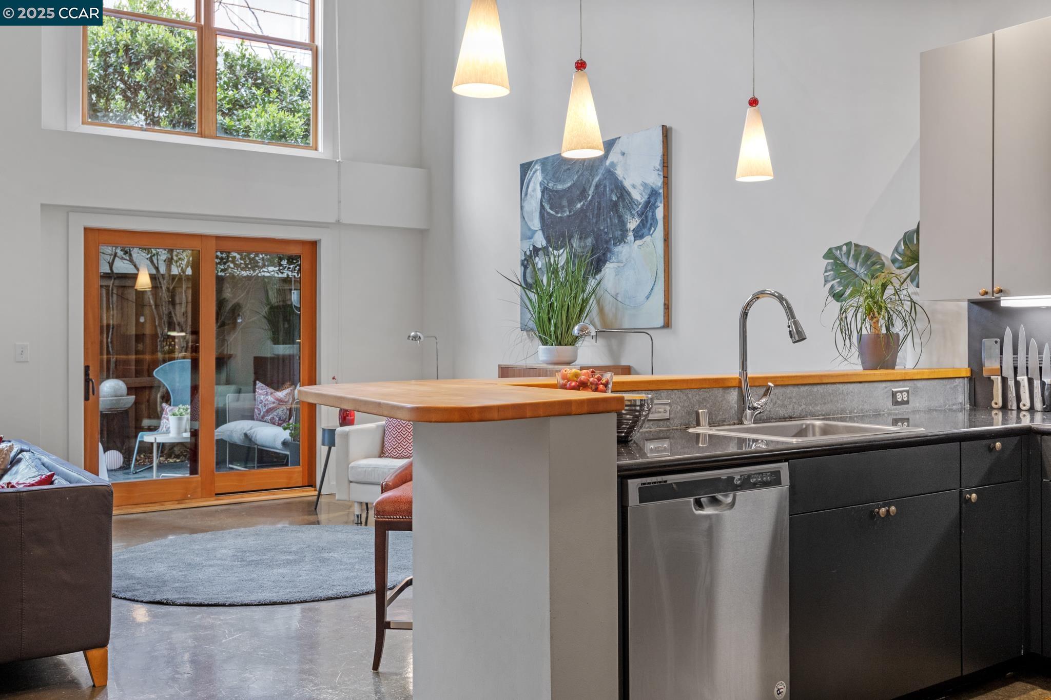 Photo #6: 41088108 Listing 