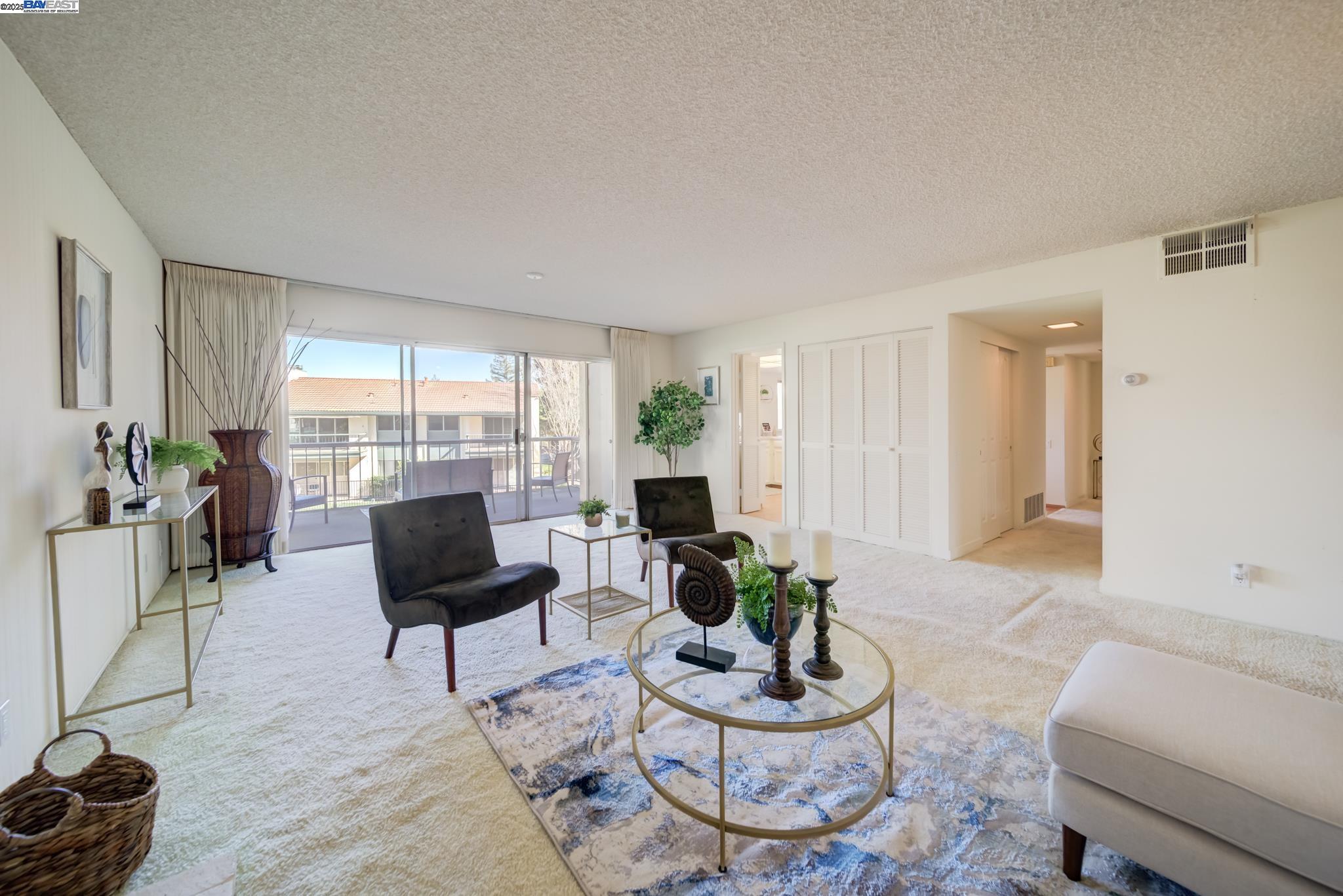 Photo #1: 41088129 Listing: Photo #1