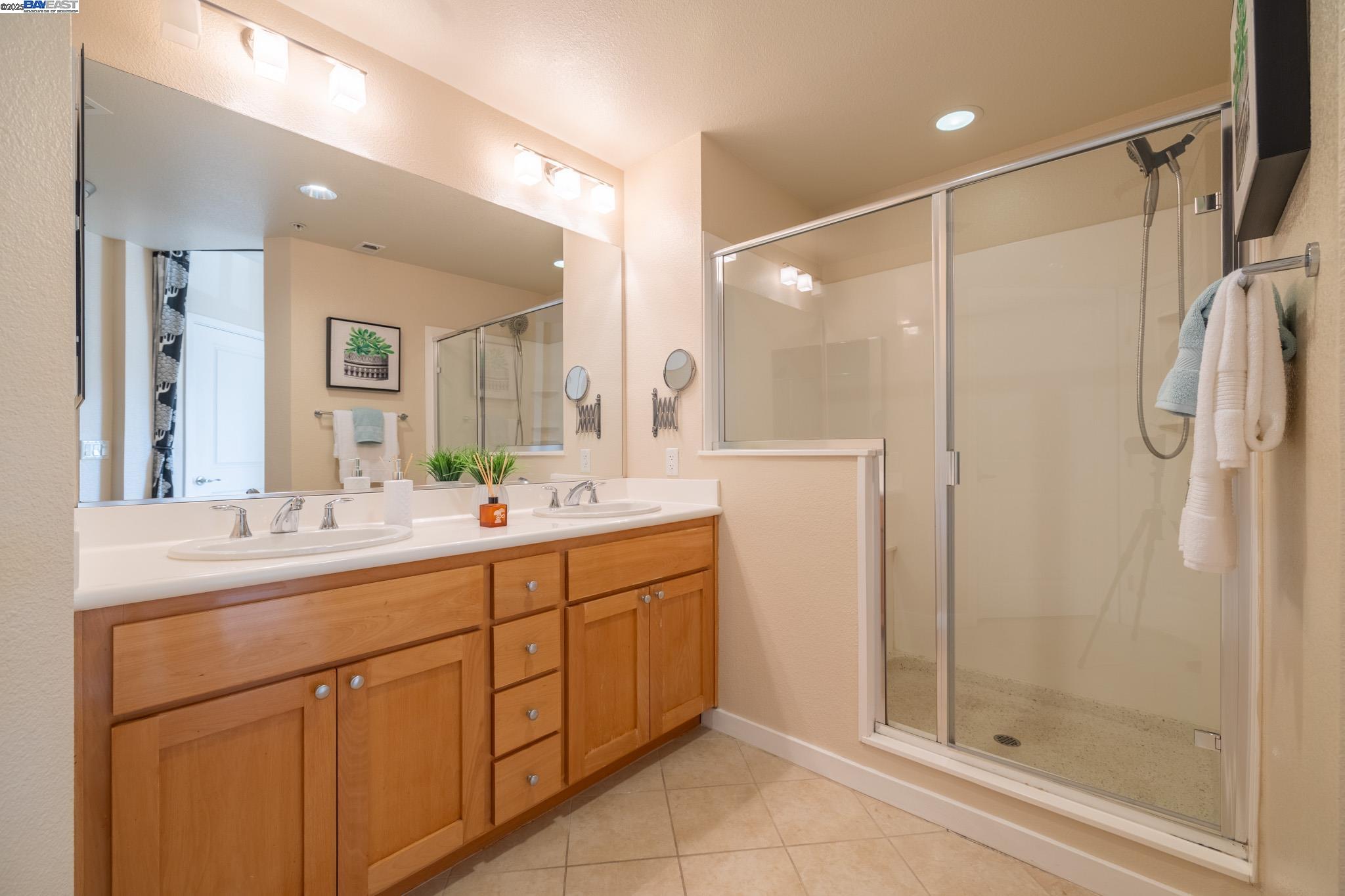 Detail Gallery Image 18 of 42 For 1488 El Camino Real #203,  South San Francisco,  CA 94080 - 2 Beds | 2 Baths