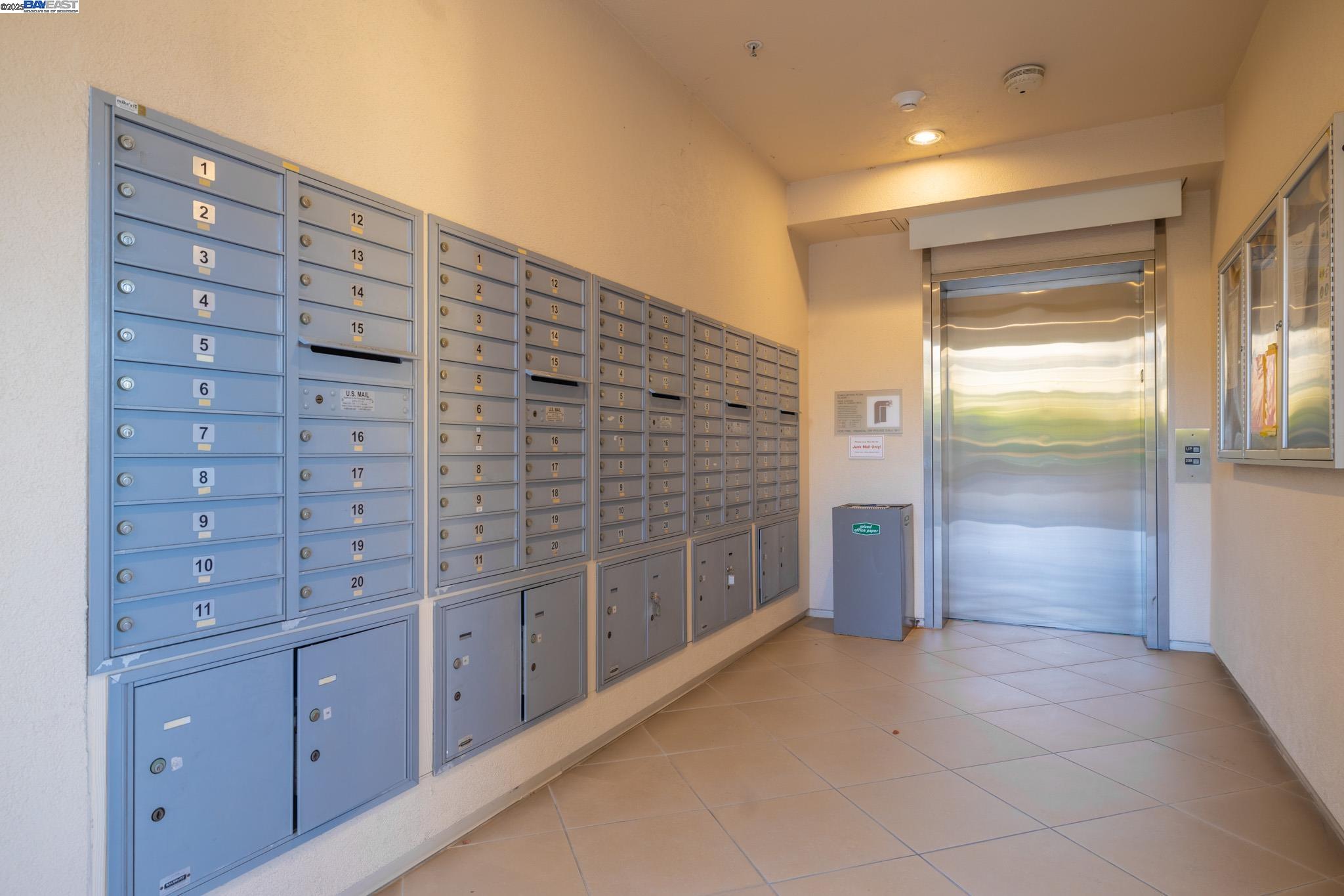 Detail Gallery Image 28 of 42 For 1488 El Camino Real #203,  South San Francisco,  CA 94080 - 2 Beds | 2 Baths