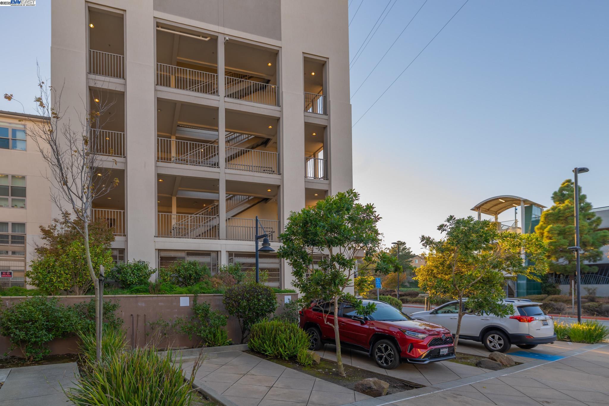 Detail Gallery Image 32 of 42 For 1488 El Camino Real #203,  South San Francisco,  CA 94080 - 2 Beds | 2 Baths
