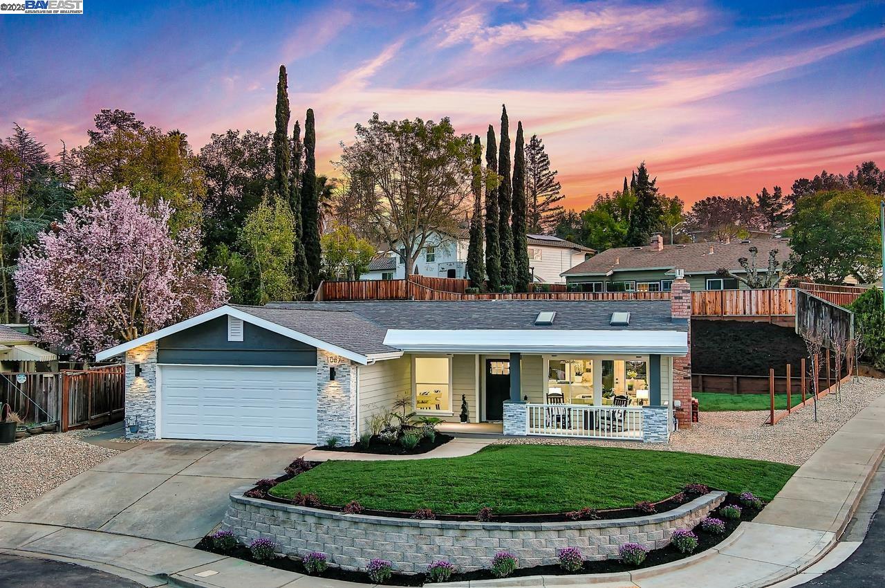 Detail Gallery Image 1 of 1 For 1087 Touriga Pl, Pleasanton,  CA 94566 - 4 Beds | 3 Baths