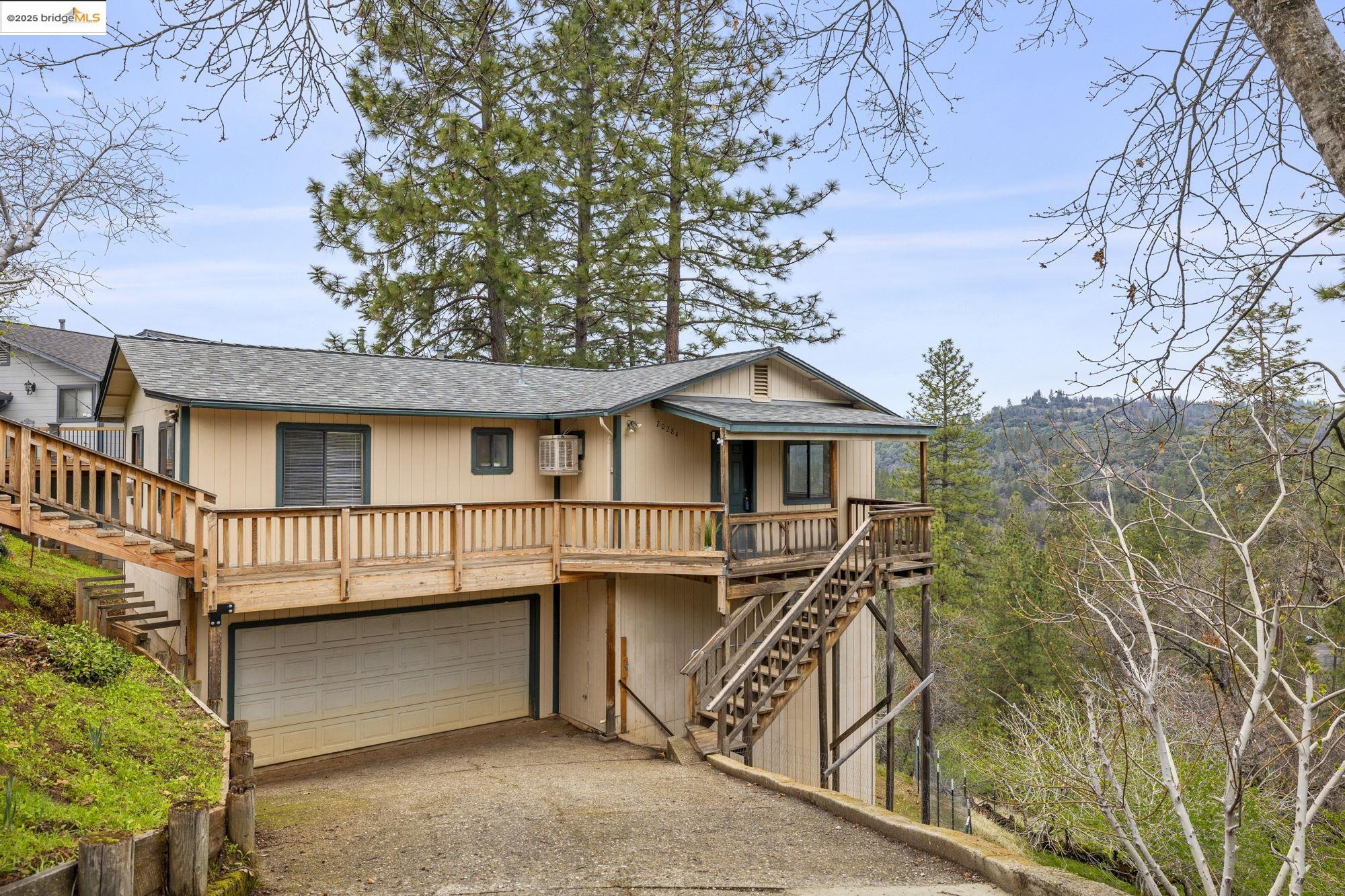 Detail Gallery Image 6 of 36 For 20284 Canyonview Drive, Tuolumne,  CA 95379 - 3 Beds | 2 Baths