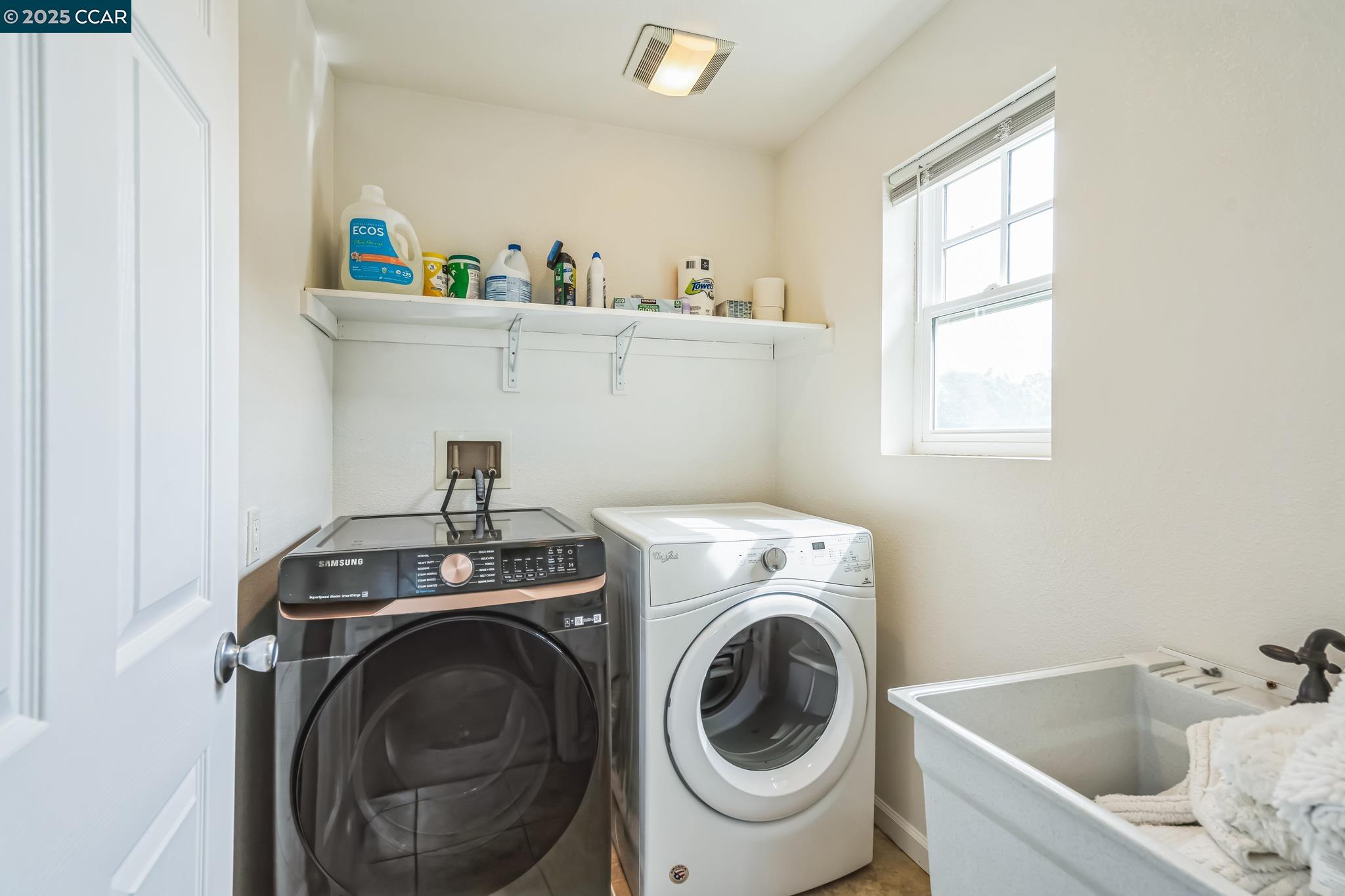Detail Gallery Image 17 of 17 For 213 N Rancho Place, El Sobrante,  CA 94803 - 3 Beds | 2/1 Baths