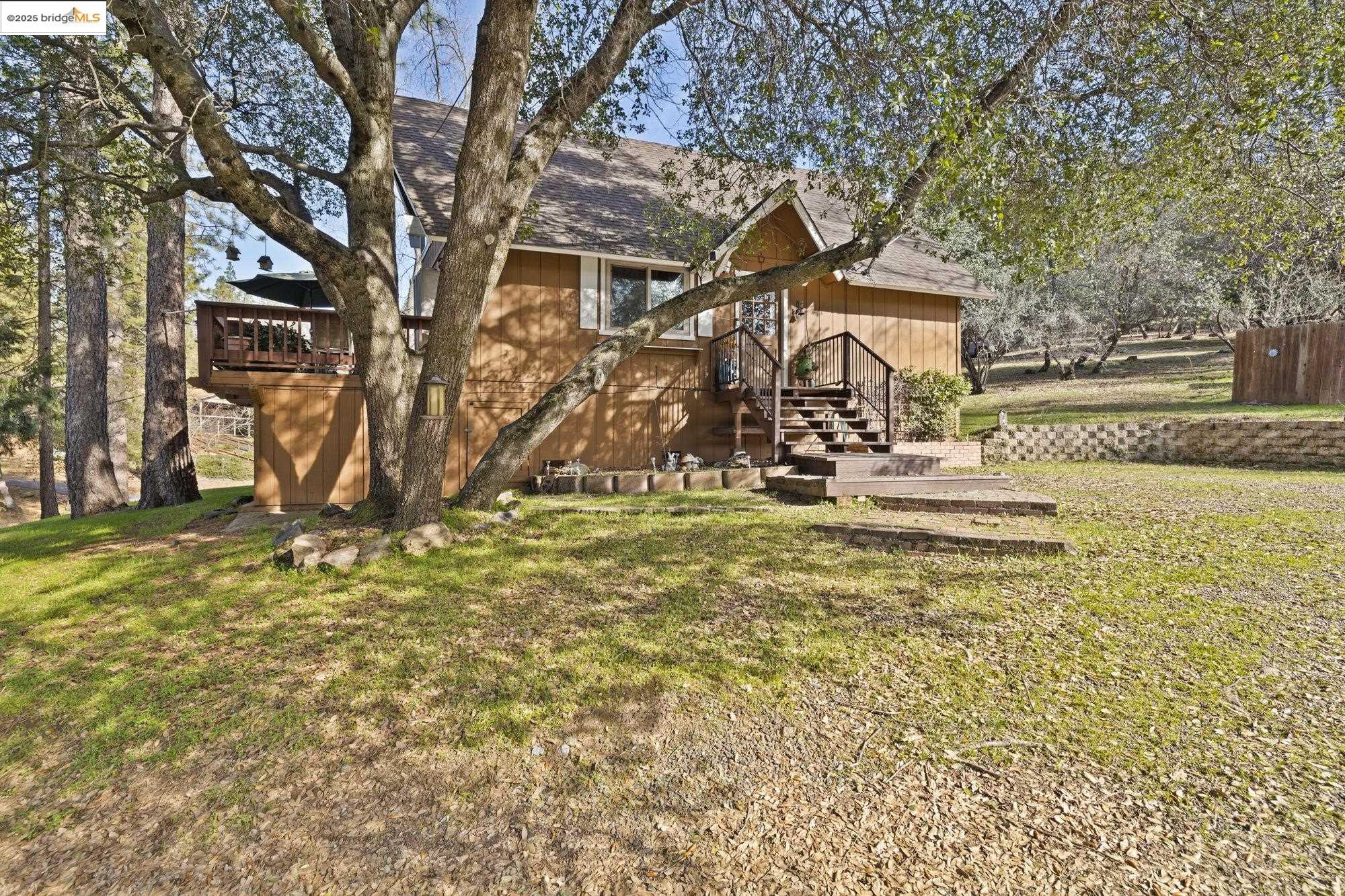 Detail Gallery Image 2 of 41 For 13161 Jackson Mill St., Groveland,  CA 95321 - 3 Beds | 2 Baths