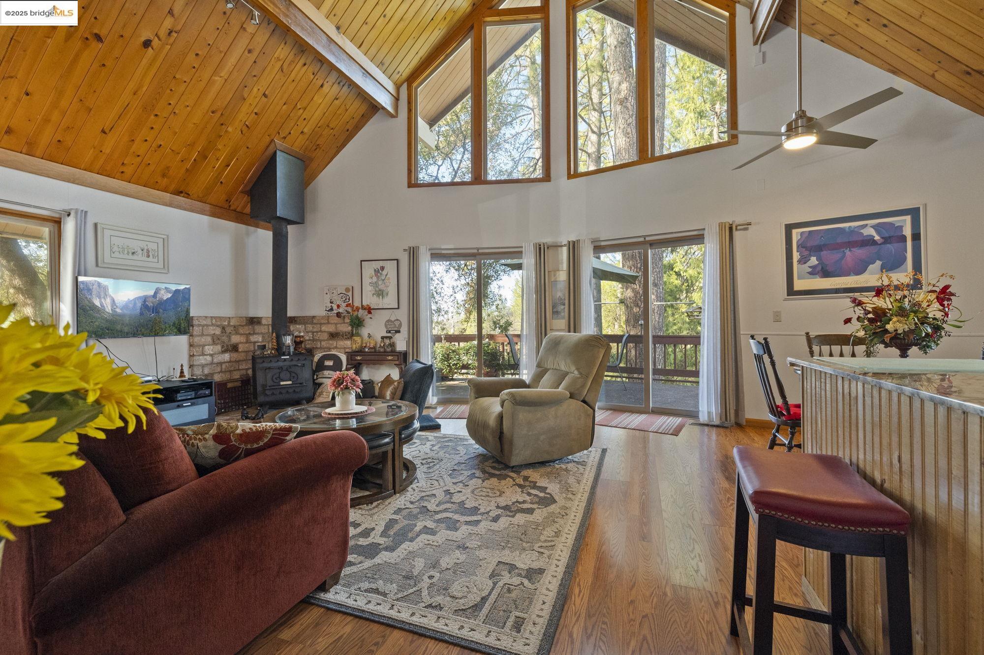 Detail Gallery Image 18 of 41 For 13161 Jackson Mill St., Groveland,  CA 95321 - 3 Beds | 2 Baths