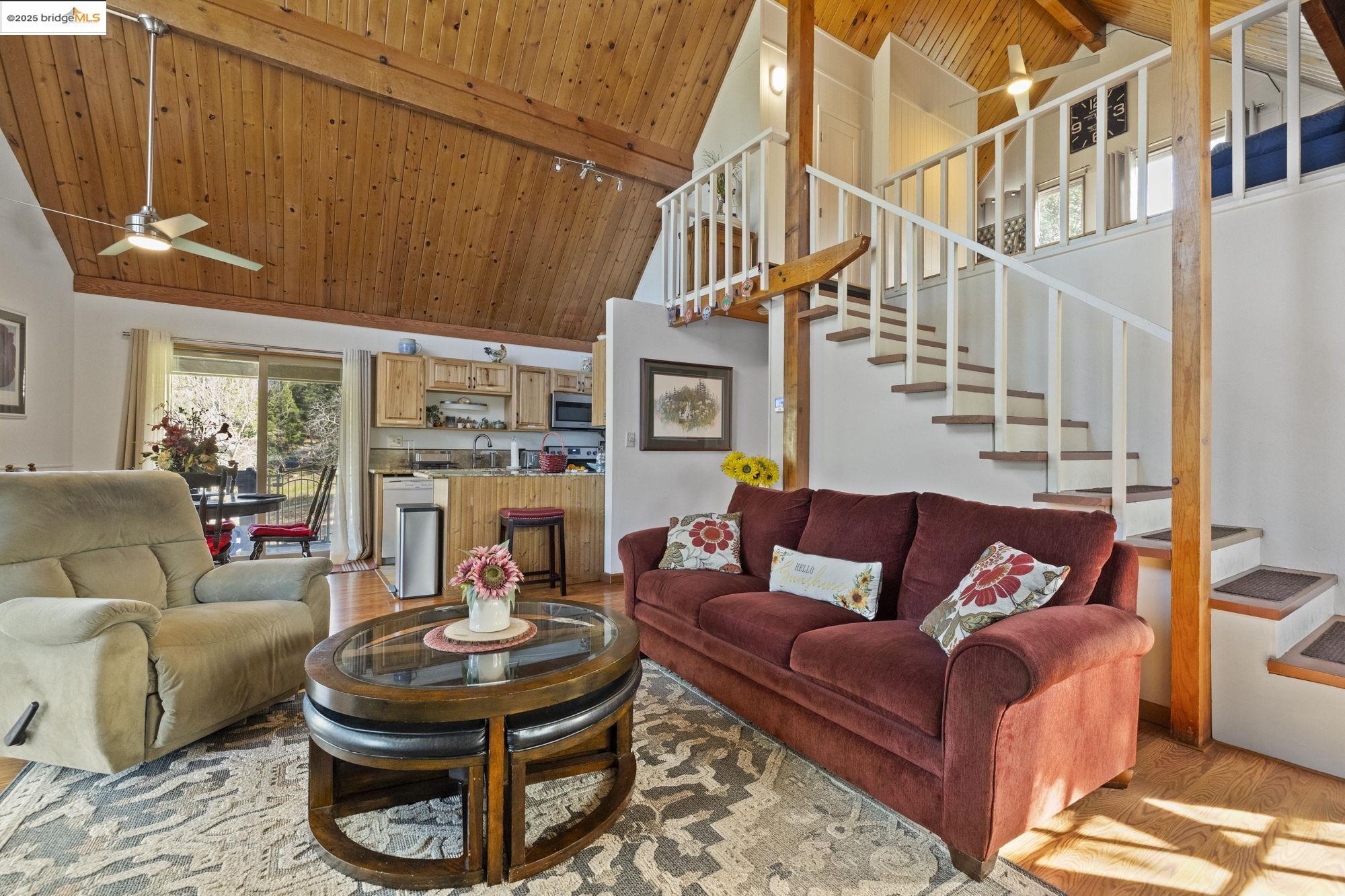 Detail Gallery Image 4 of 41 For 13161 Jackson Mill St., Groveland,  CA 95321 - 3 Beds | 2 Baths
