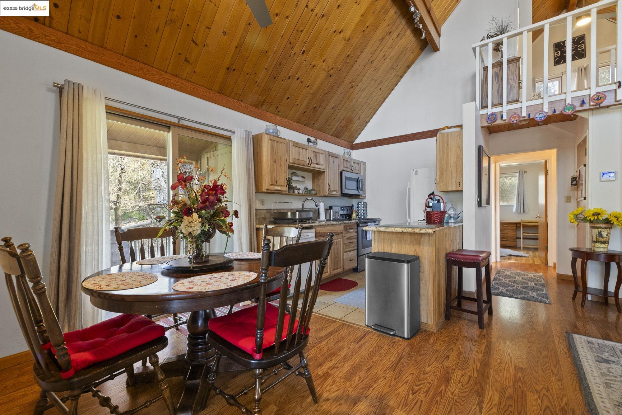 Detail Gallery Image 7 of 41 For 13161 Jackson Mill St., Groveland,  CA 95321 - 3 Beds | 2 Baths