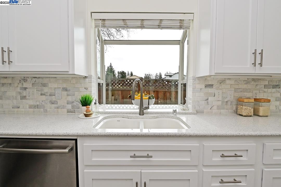 Photo #4: 41088182 Listing: Photo #4