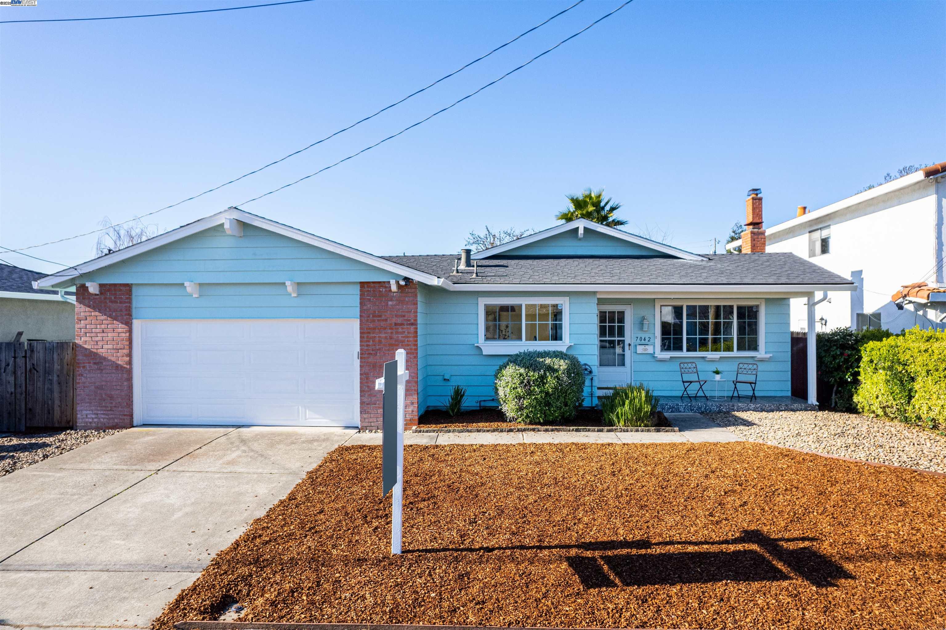 Detail Gallery Image 1 of 1 For 7042 Utica Ct, Dublin,  CA 94568 - 3 Beds | 2 Baths