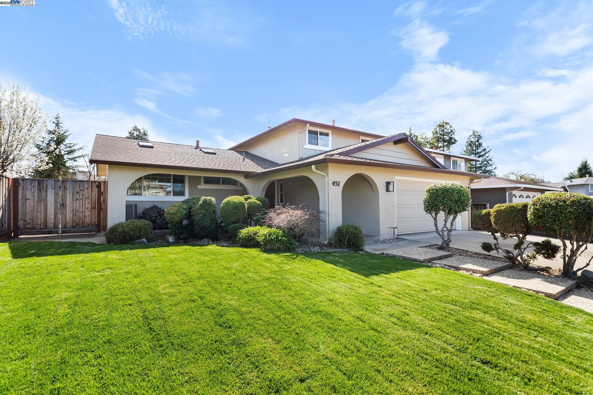 Detail Gallery Image 1 of 1 For 451 Bell Ave, Livermore,  CA 94550 - 4 Beds | 3 Baths