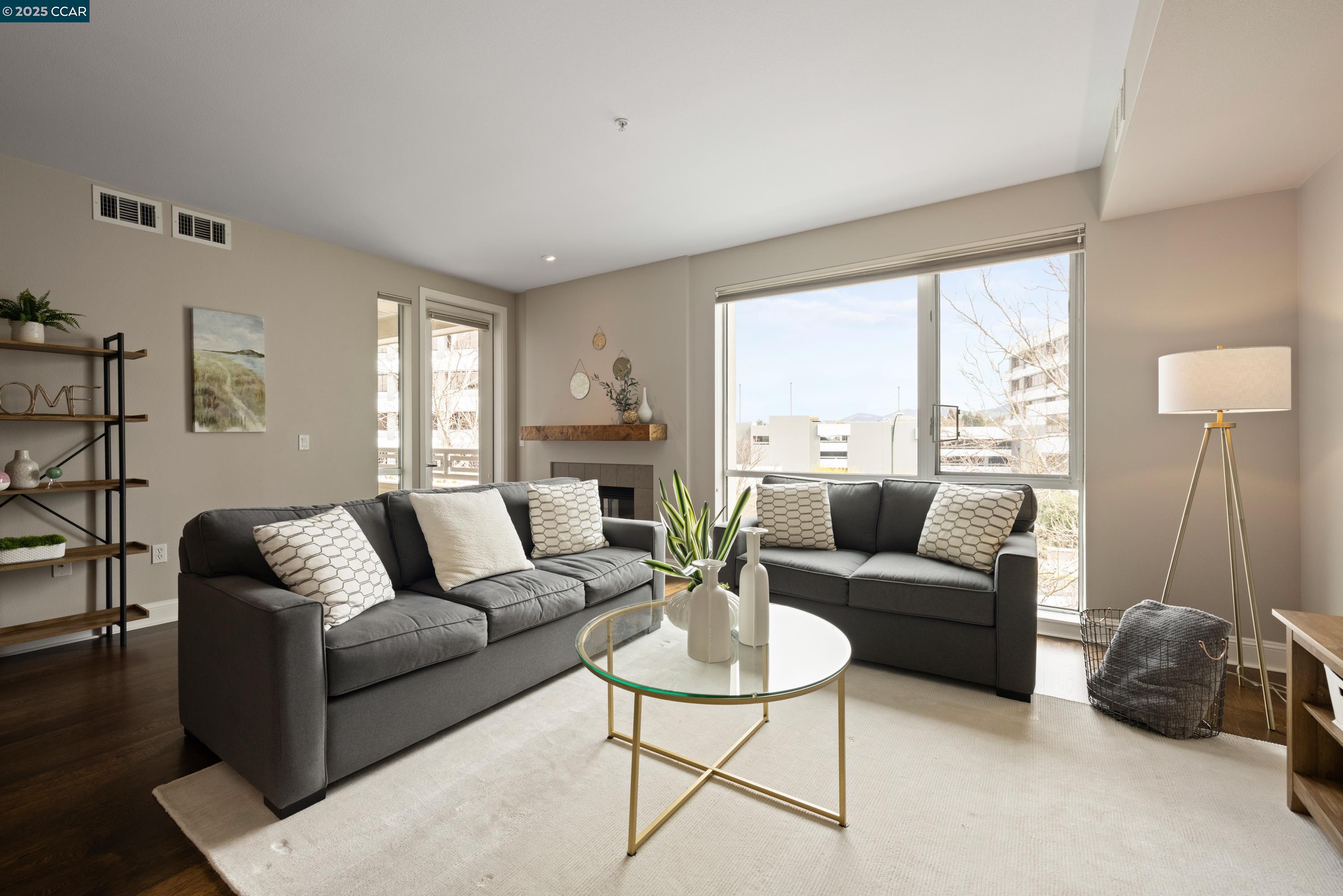 Photo #2: 41088197 Listing 