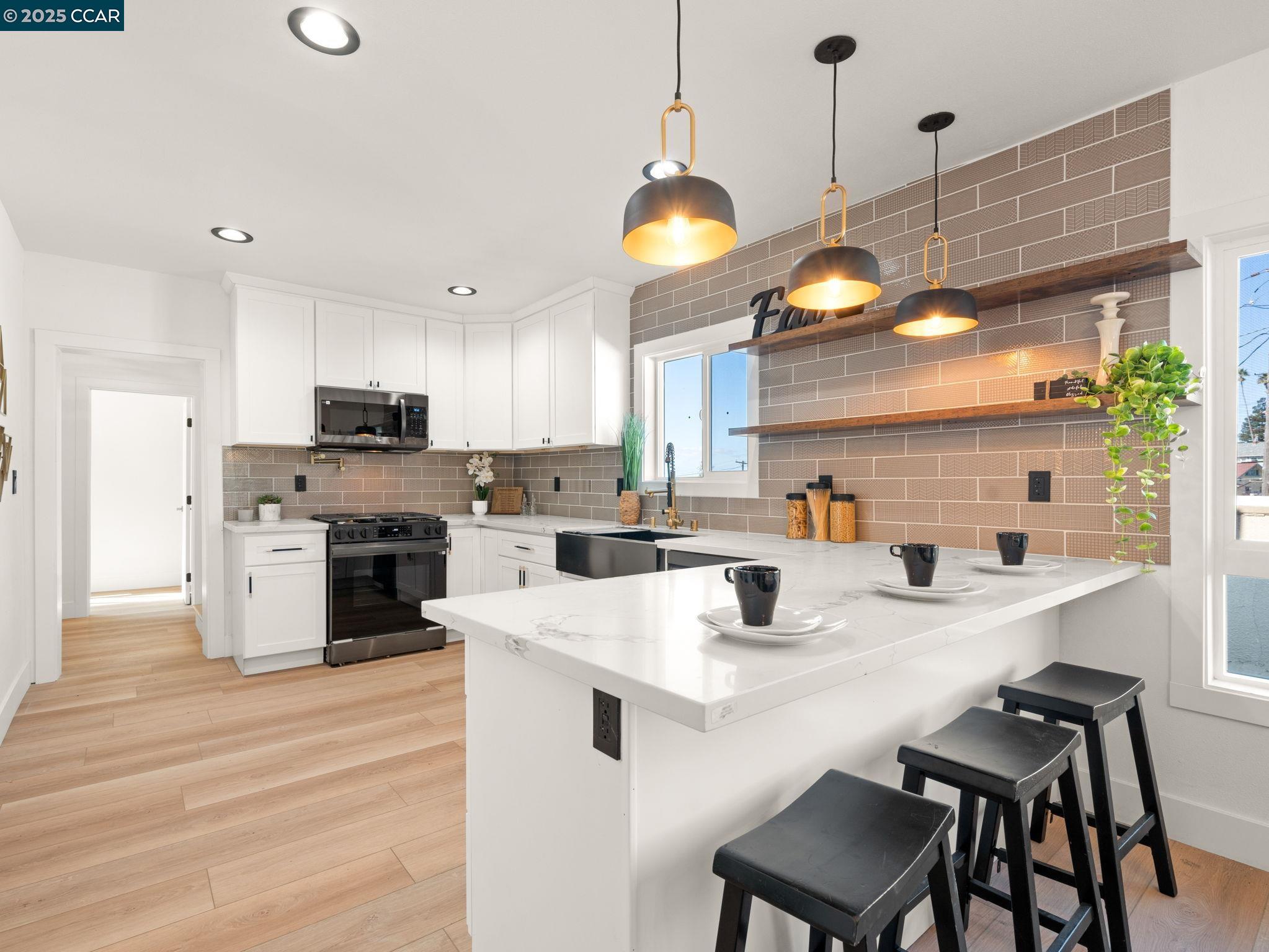 property-img