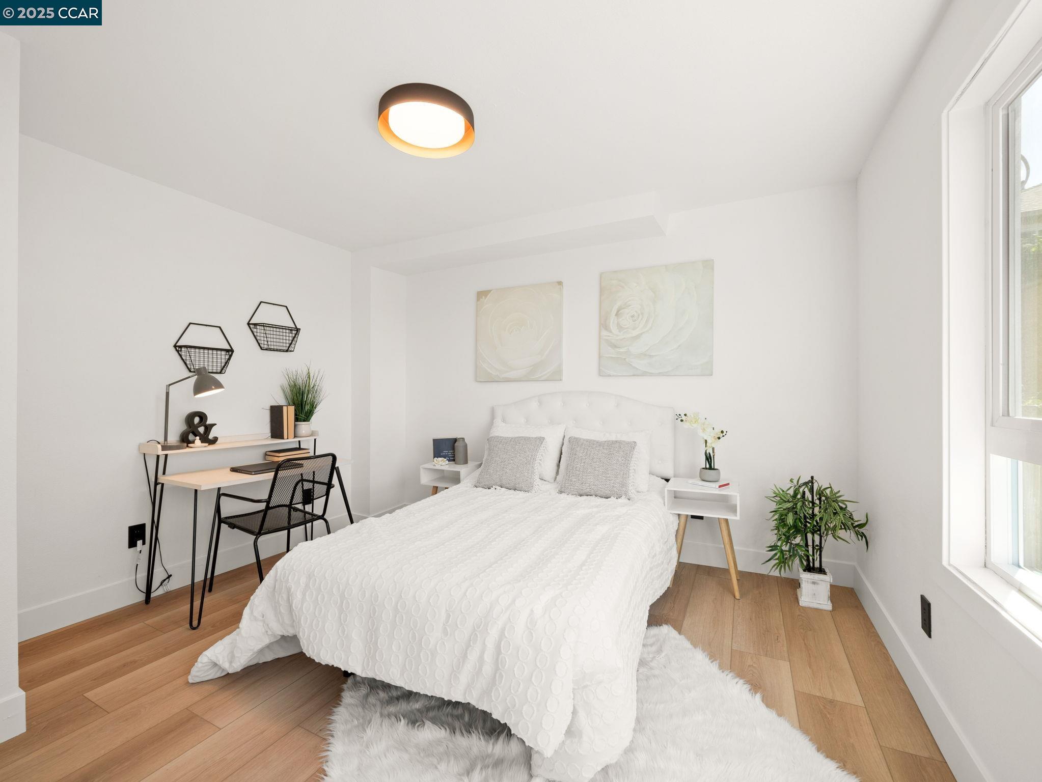 property-img