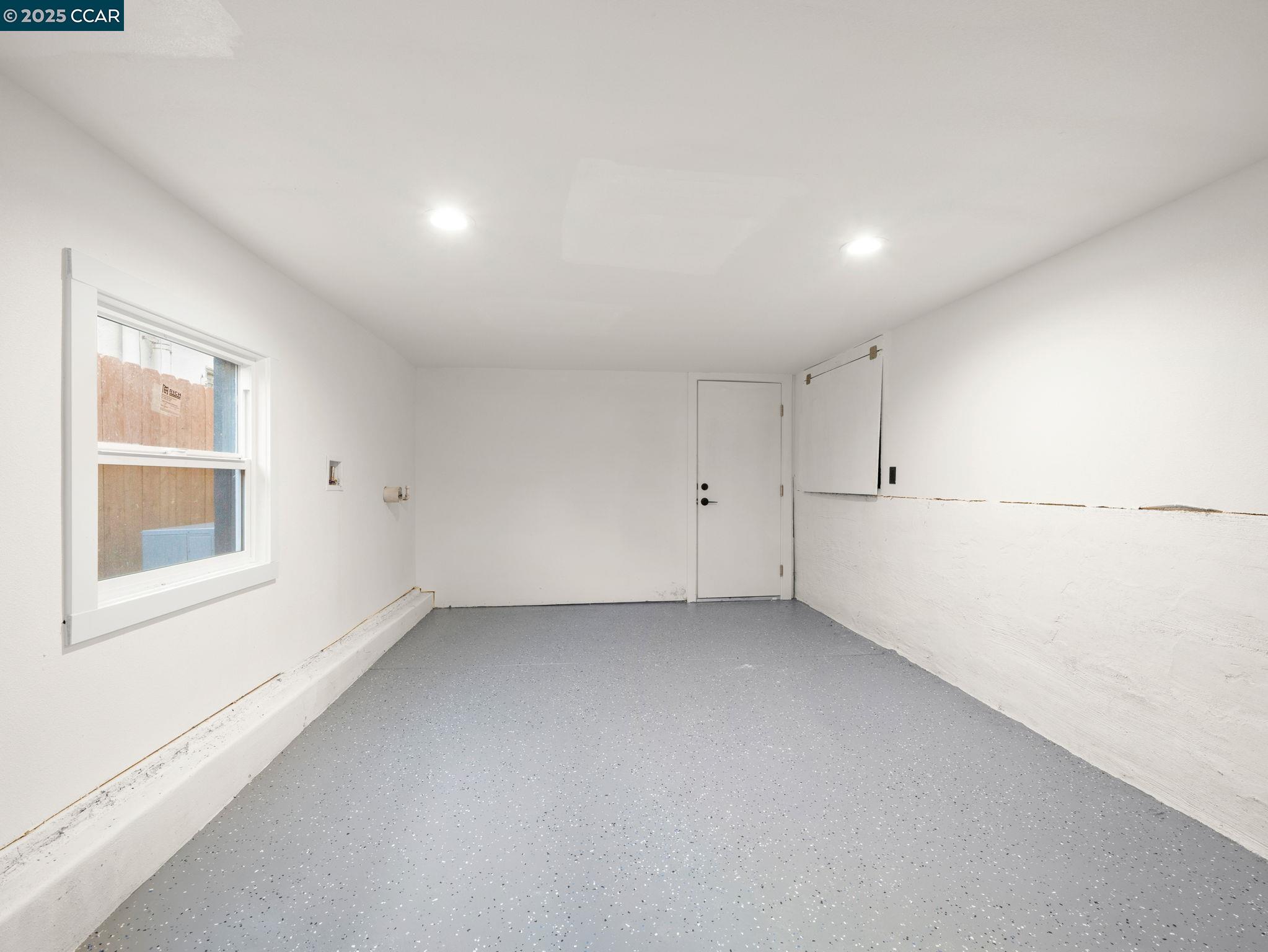 property-img