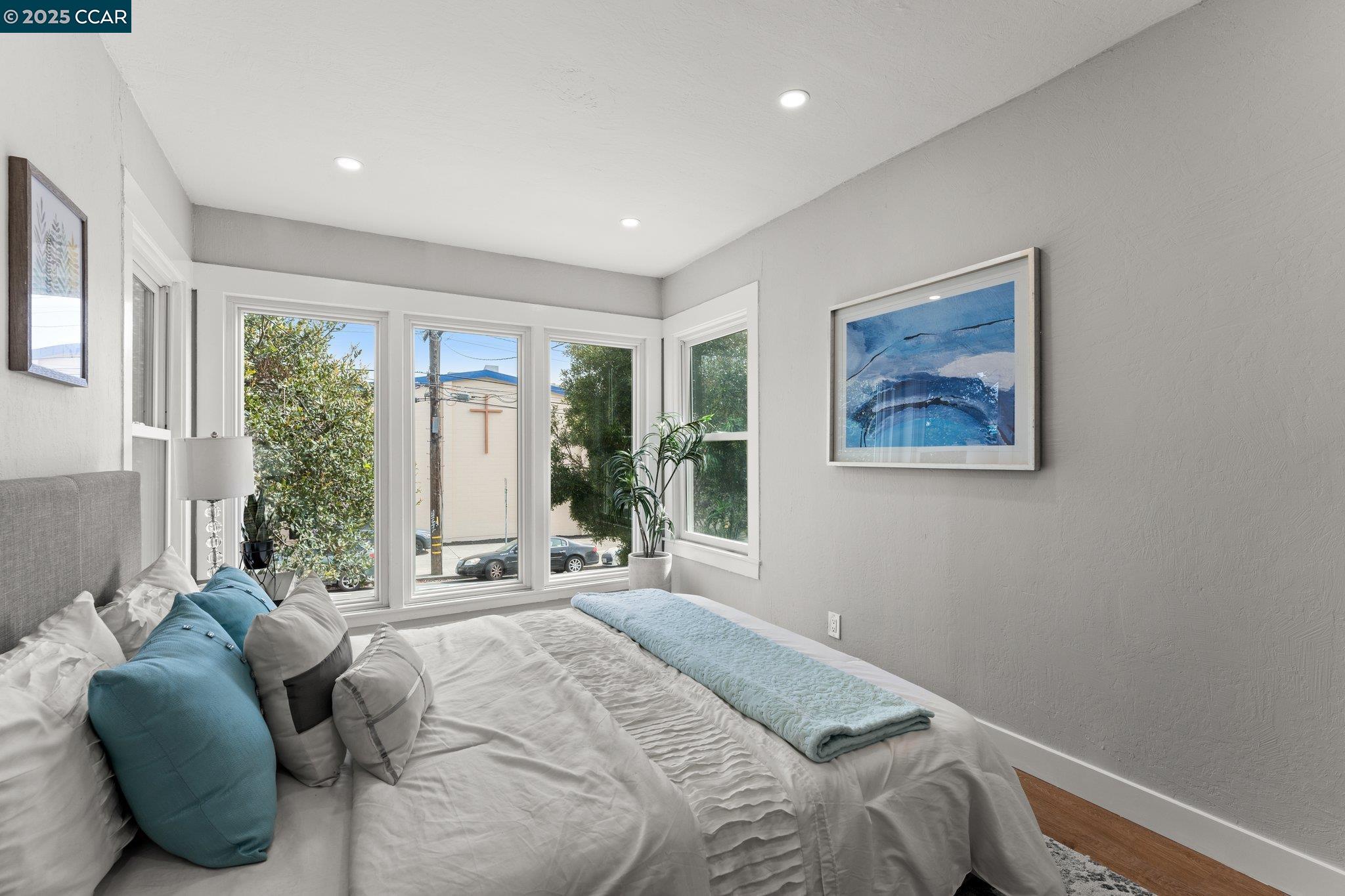property-img