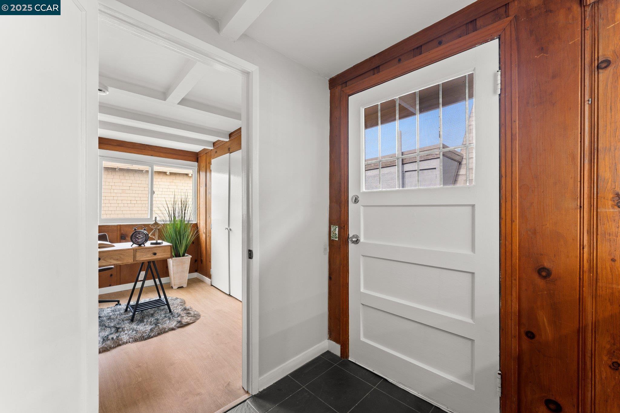 property-img