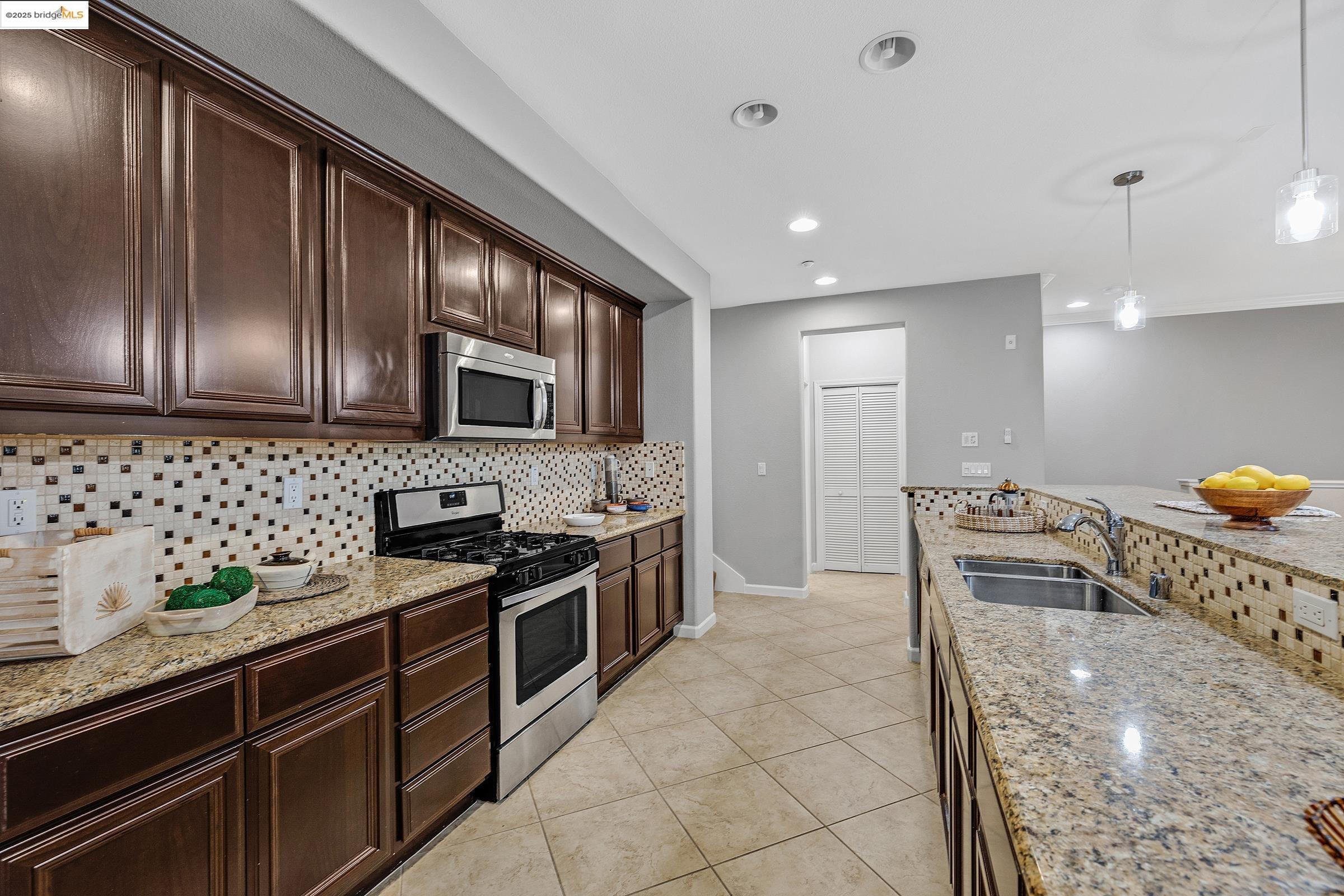 Photo #6: 41088233 Listing 