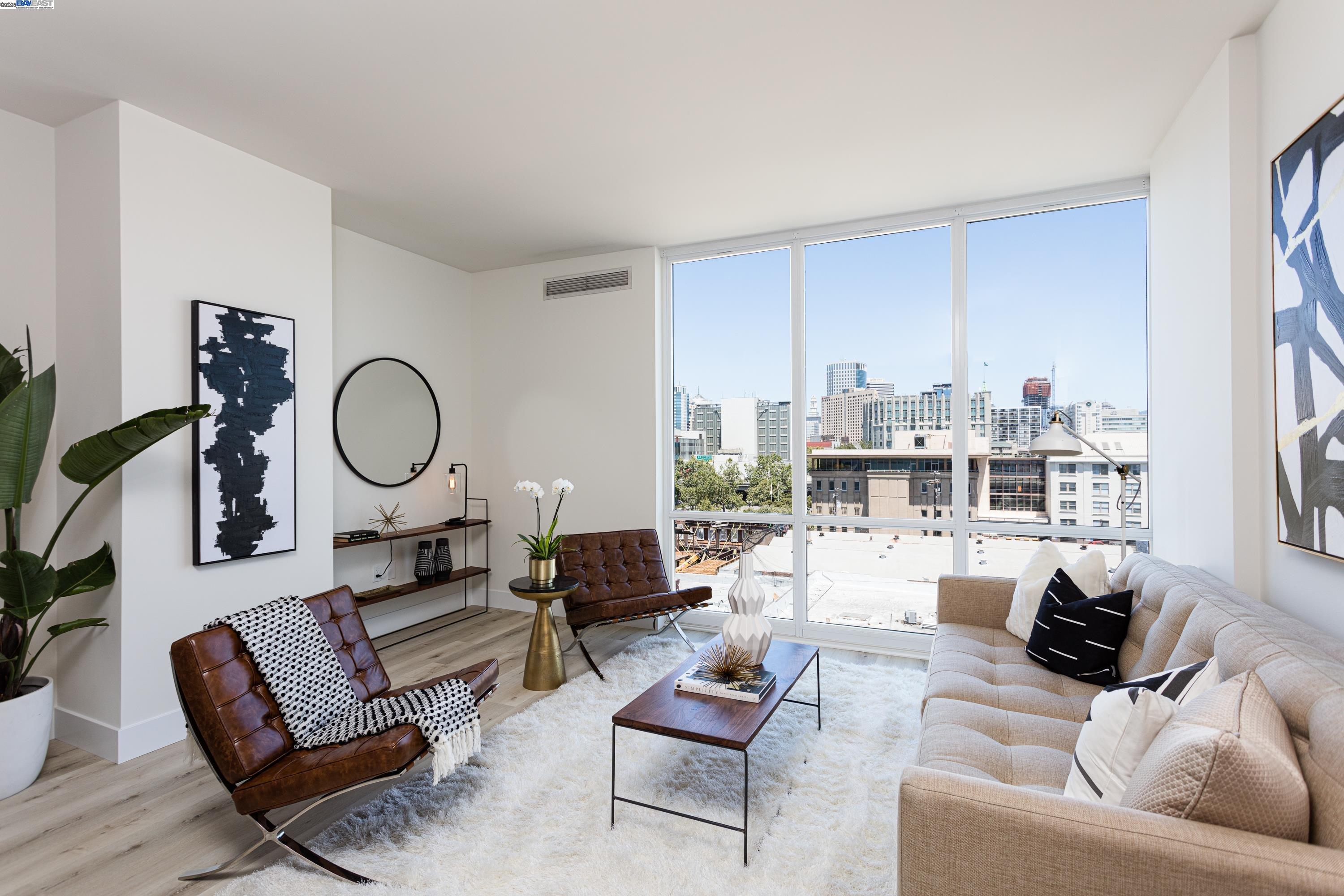 222 Broadway # 712, Oakland, California 94607, 1 Bedroom Bedrooms, 3 Rooms Rooms,1 BathroomBathrooms,Residential,For Sale,222 Broadway # 712,41088266