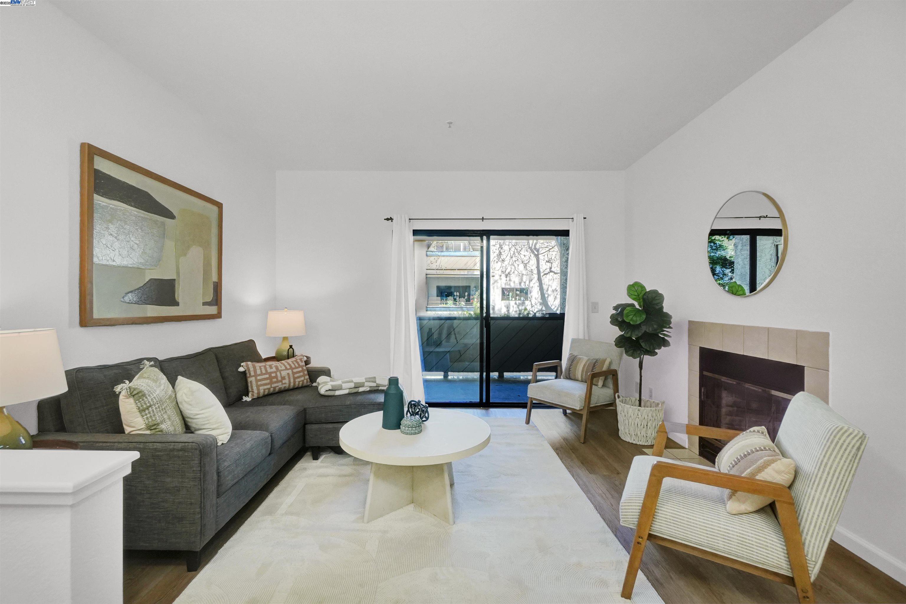Photo #2: 41088272 Listing 