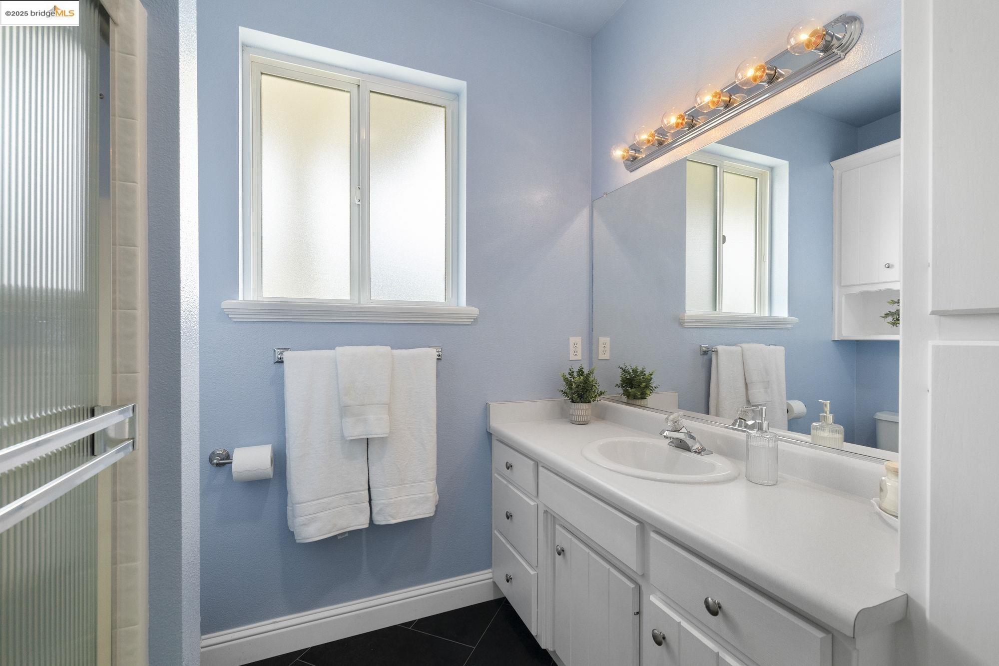 Detail Gallery Image 15 of 34 For 19038 Carter St, Tuolumne,  CA 95379 - 3 Beds | 2 Baths