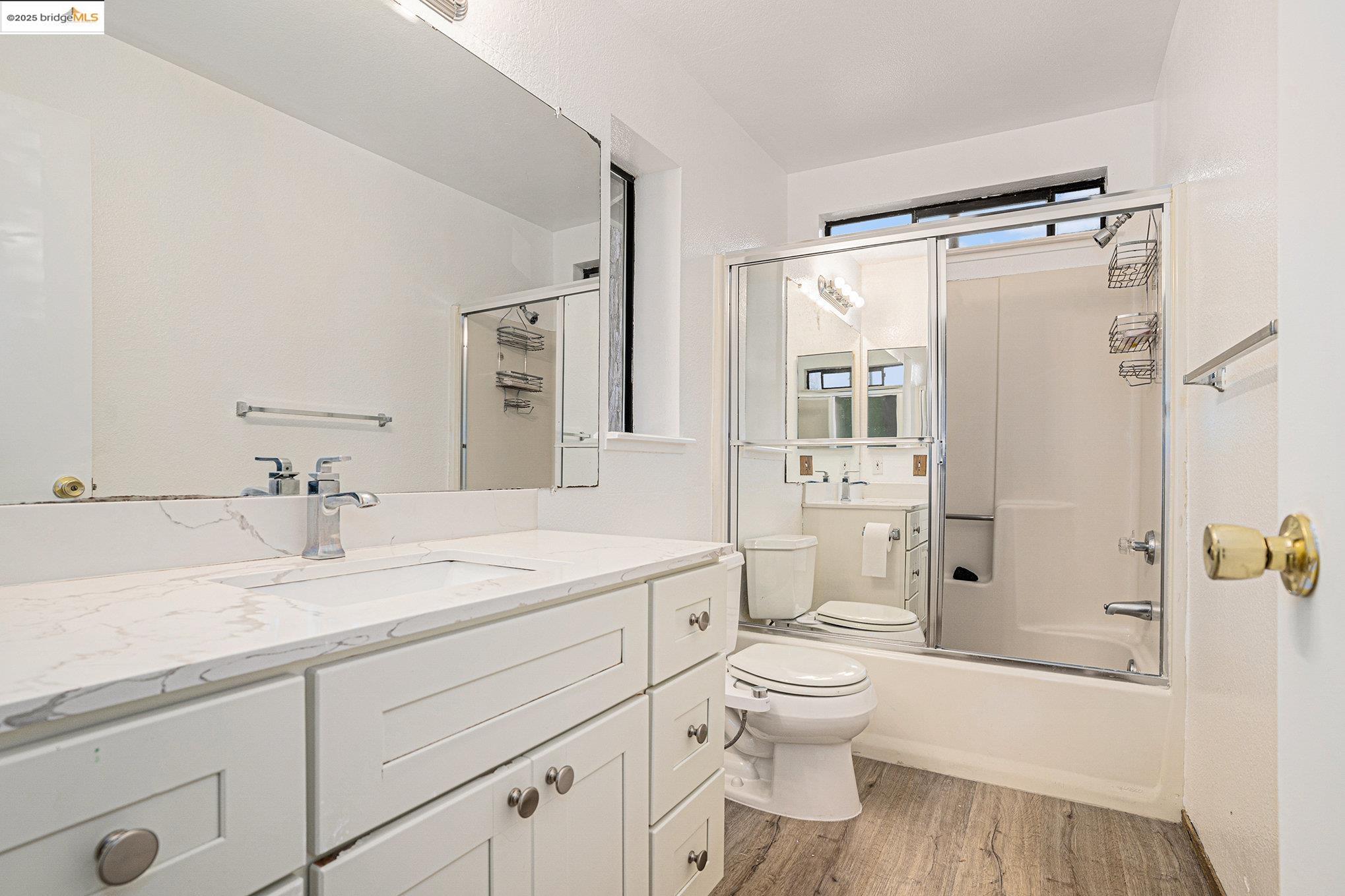 Photo #6: 41088280 Listing: Photo #6