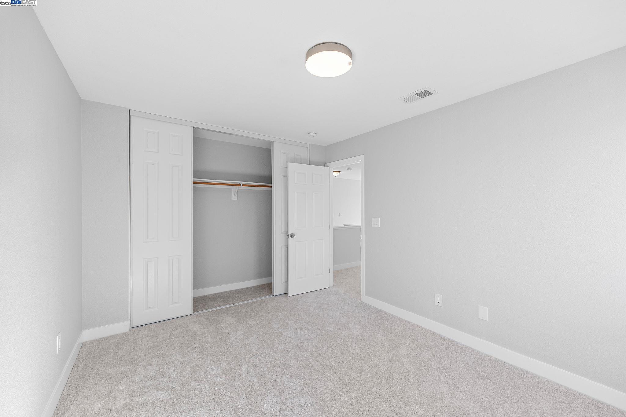 Detail Gallery Image 27 of 42 For 3230 Ripplerock Ln, Stockton,  CA 95206 - 3 Beds | 2/1 Baths