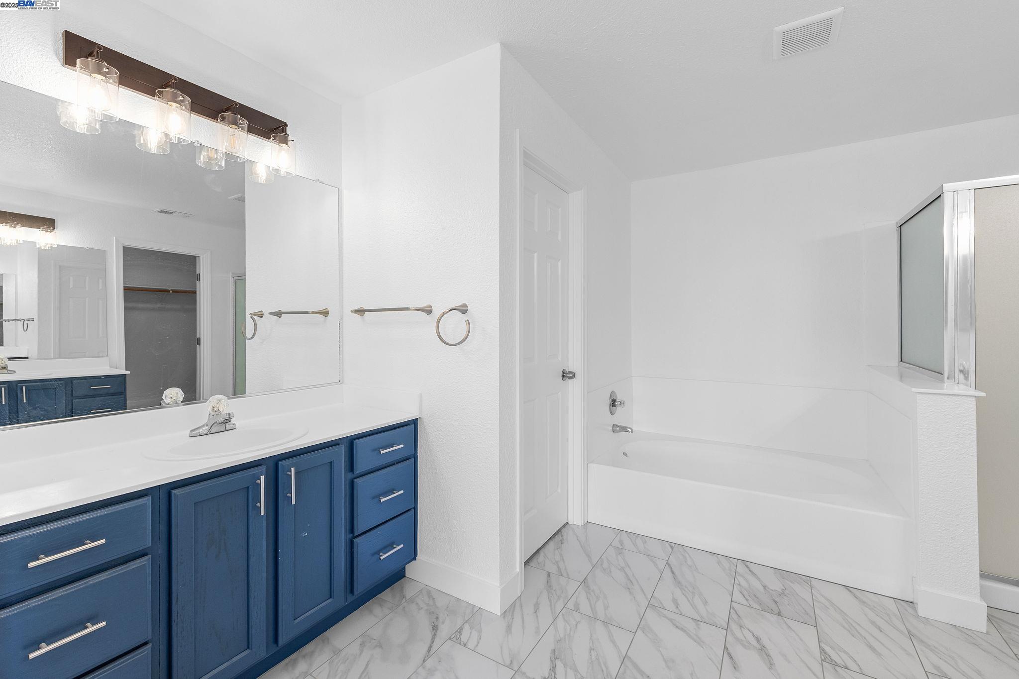Detail Gallery Image 37 of 42 For 3230 Ripplerock Ln, Stockton,  CA 95206 - 3 Beds | 2/1 Baths