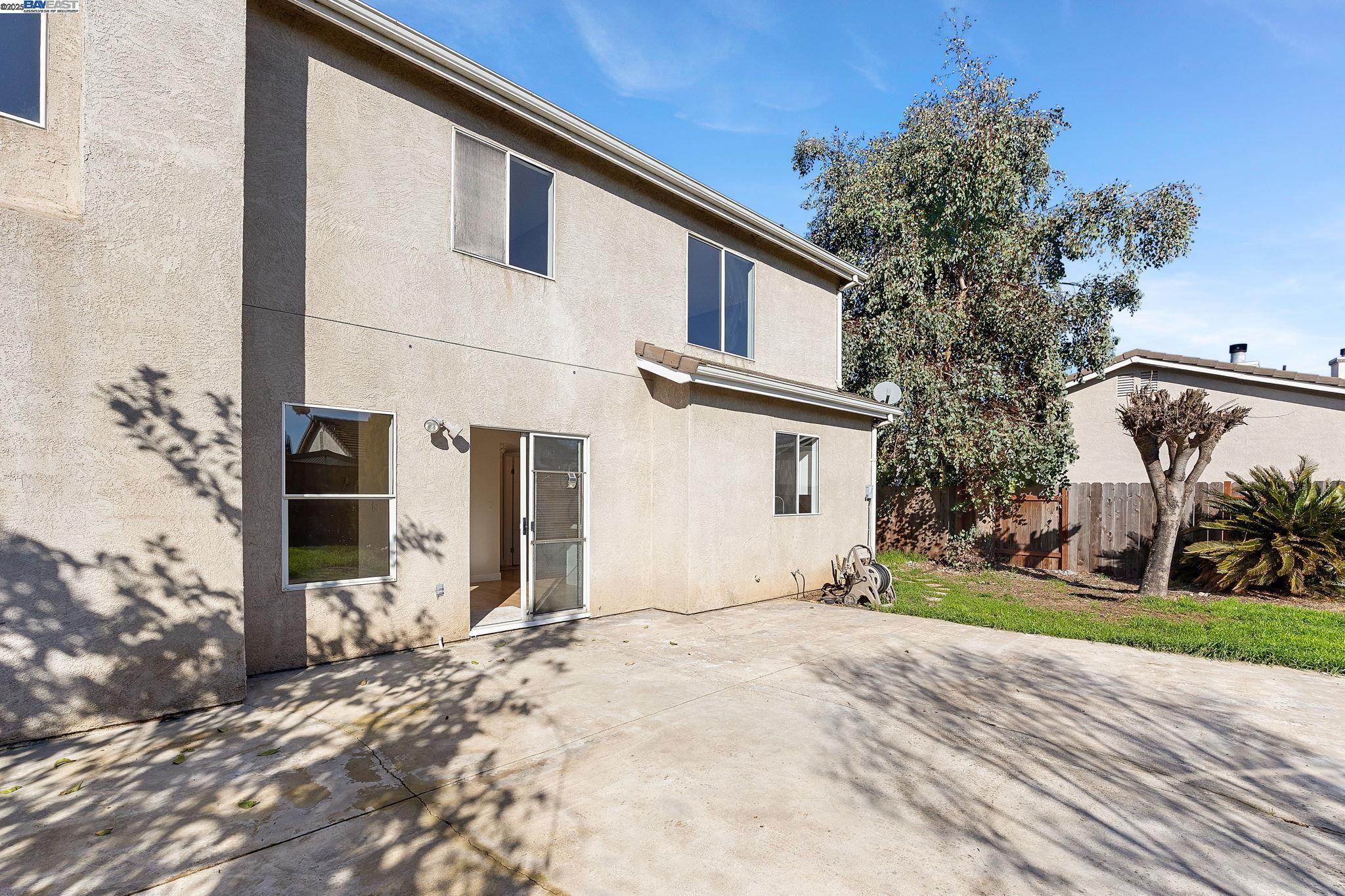 Detail Gallery Image 42 of 42 For 3230 Ripplerock Ln, Stockton,  CA 95206 - 3 Beds | 2/1 Baths