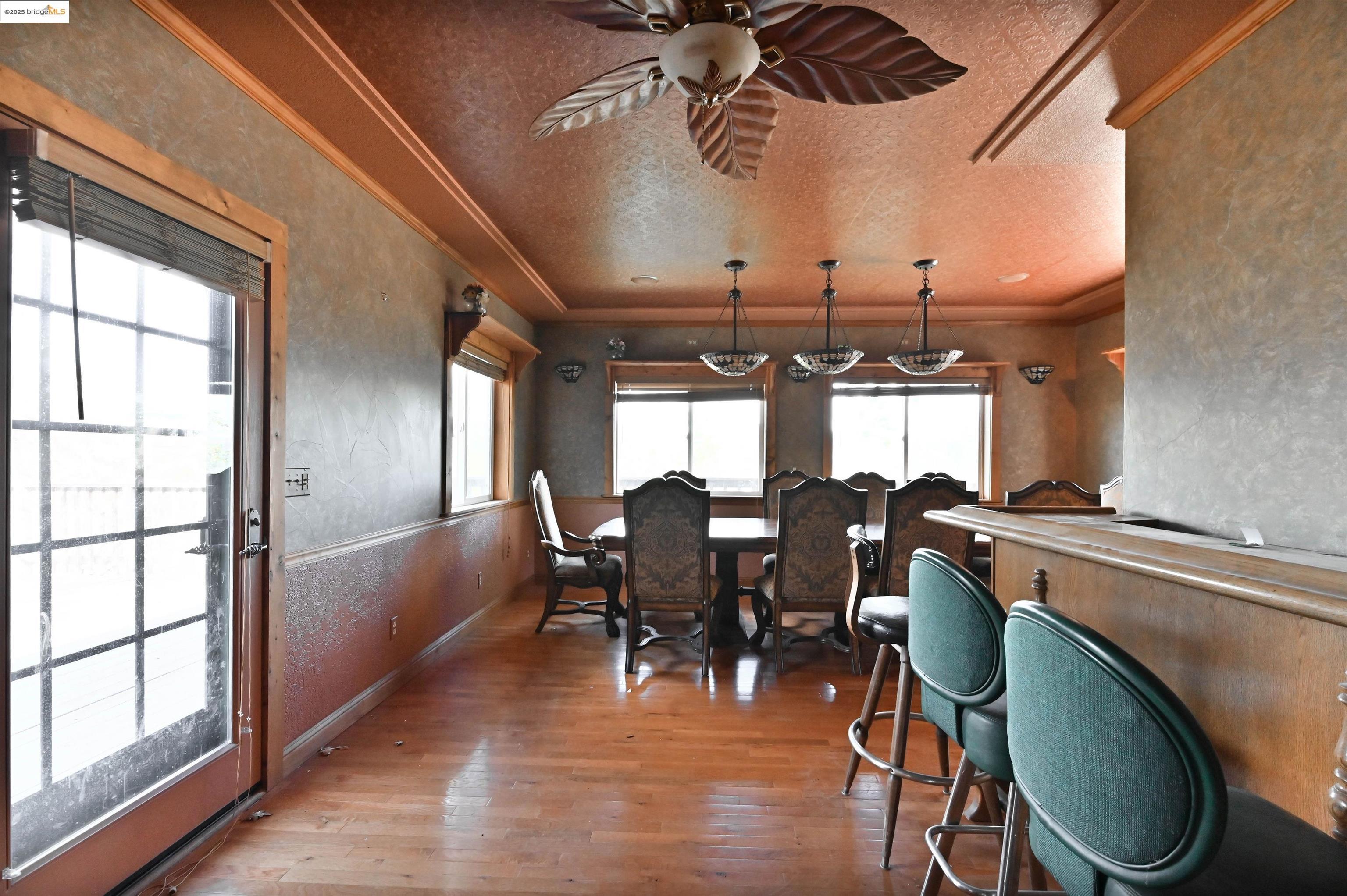 Detail Gallery Image 13 of 52 For 18540 Hershey Rd. W., Tuolumne,  CA 95379 - 4 Beds | 3 Baths