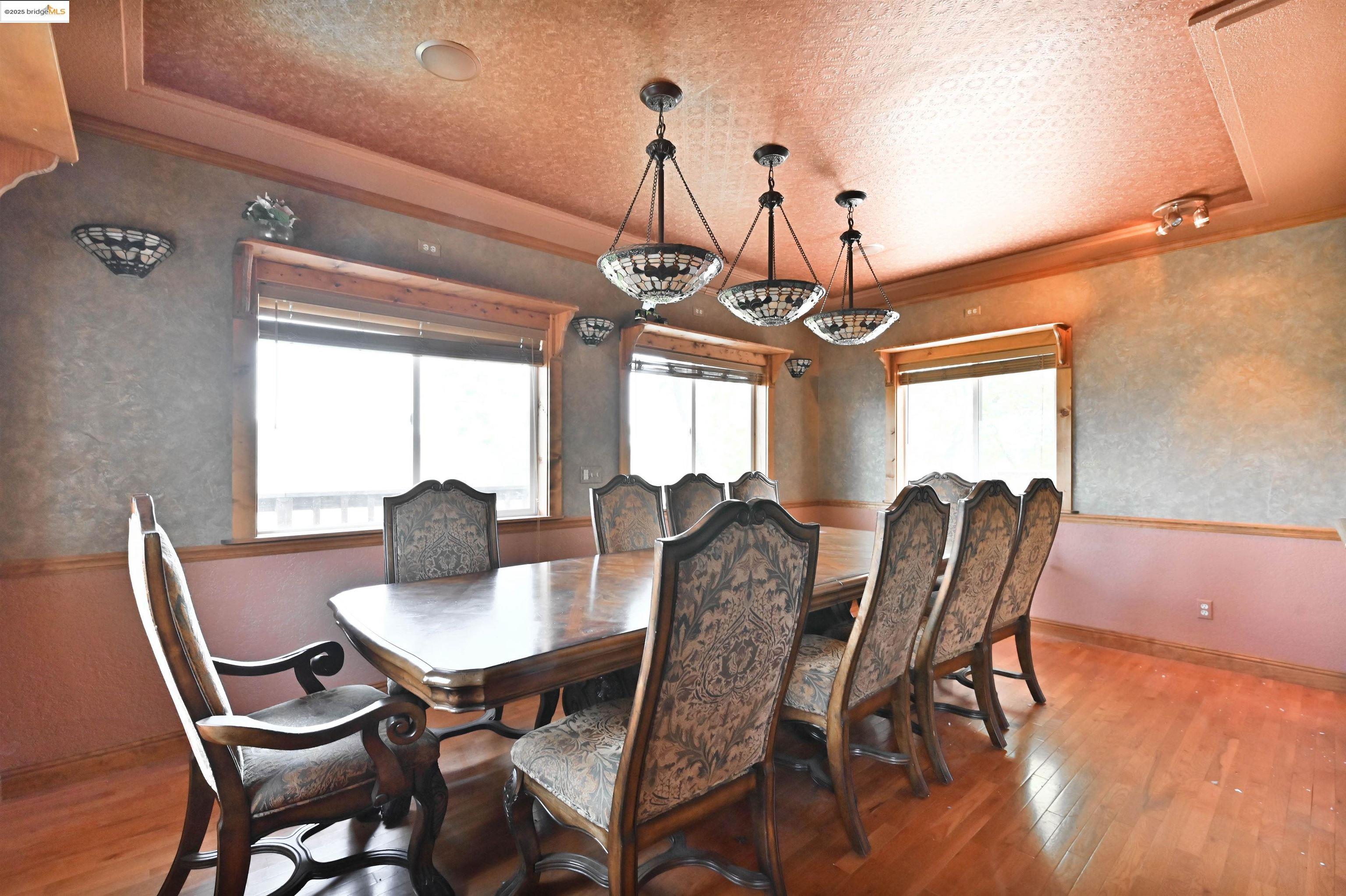 Detail Gallery Image 3 of 52 For 18540 Hershey Rd. W., Tuolumne,  CA 95379 - 4 Beds | 3 Baths