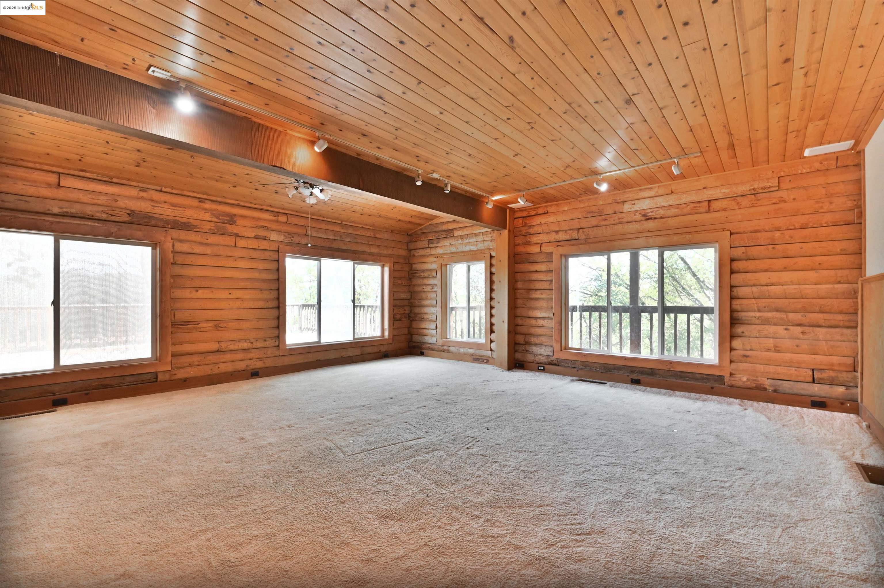 Detail Gallery Image 21 of 52 For 18540 Hershey Rd. W., Tuolumne,  CA 95379 - 4 Beds | 3 Baths