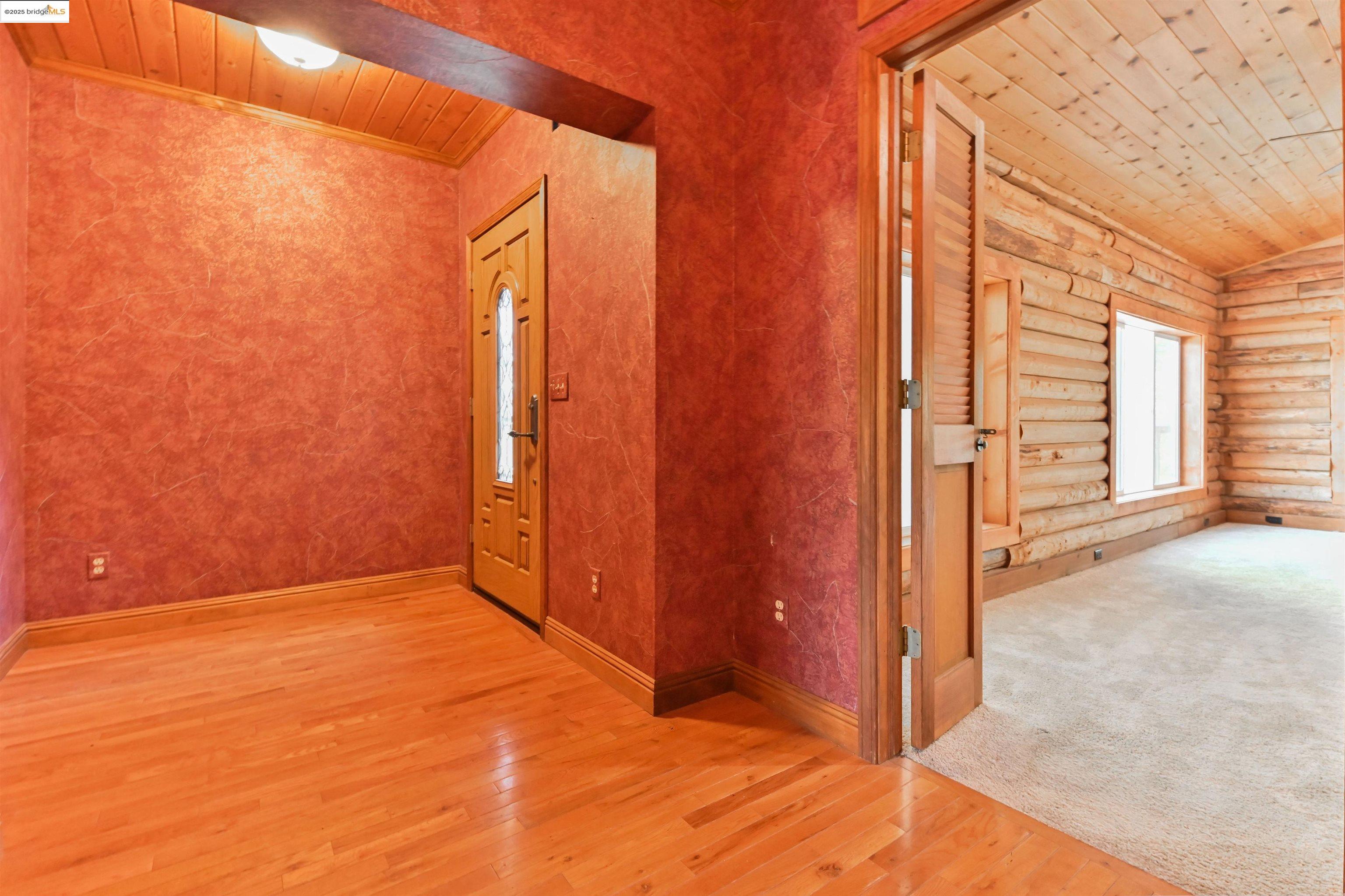 Detail Gallery Image 10 of 52 For 18540 Hershey Rd. W., Tuolumne,  CA 95379 - 4 Beds | 3 Baths