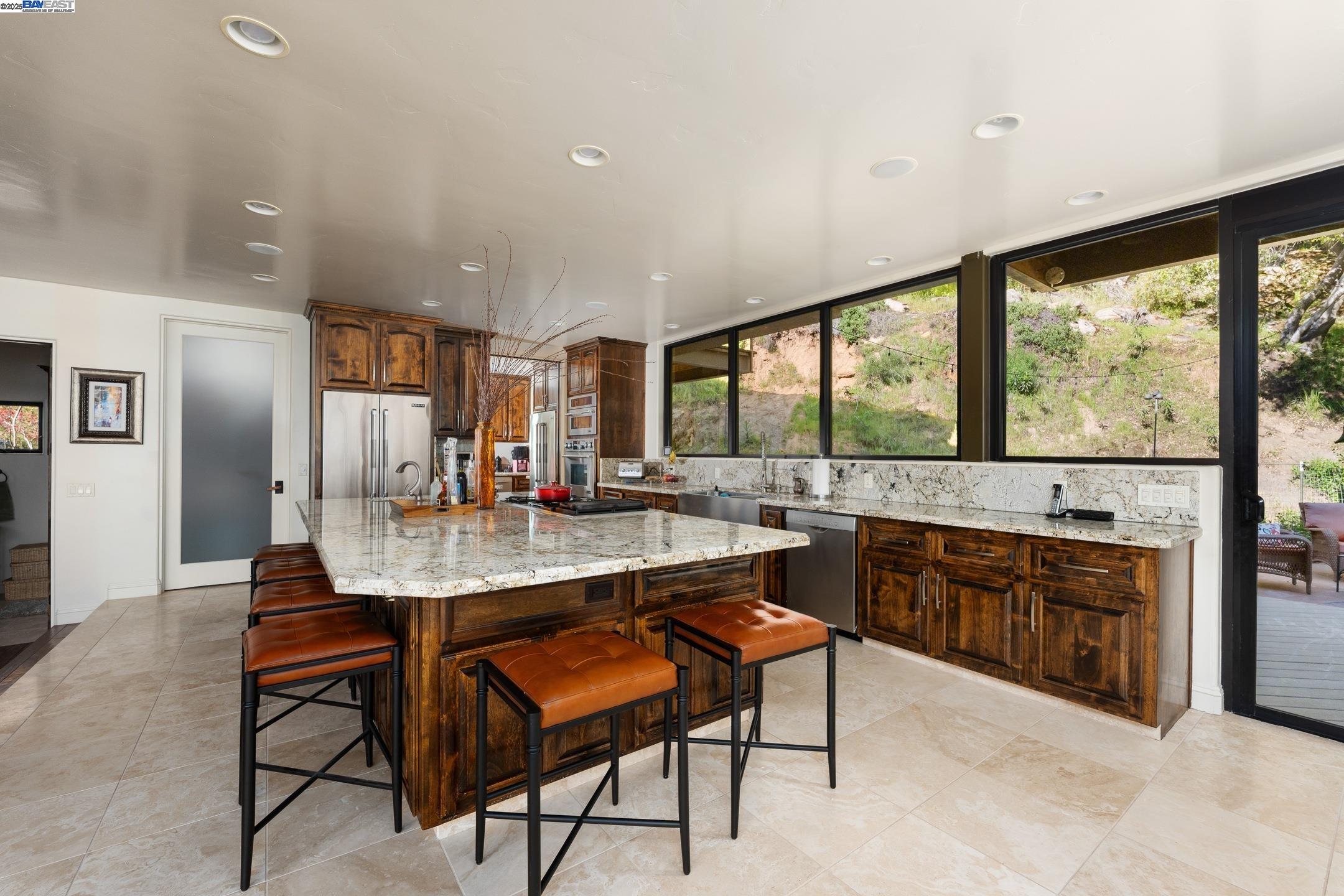 Detail Gallery Image 15 of 60 For 48250 S Fork Dr, Three Rivers,  CA 93271 - 4 Beds | 3/1 Baths