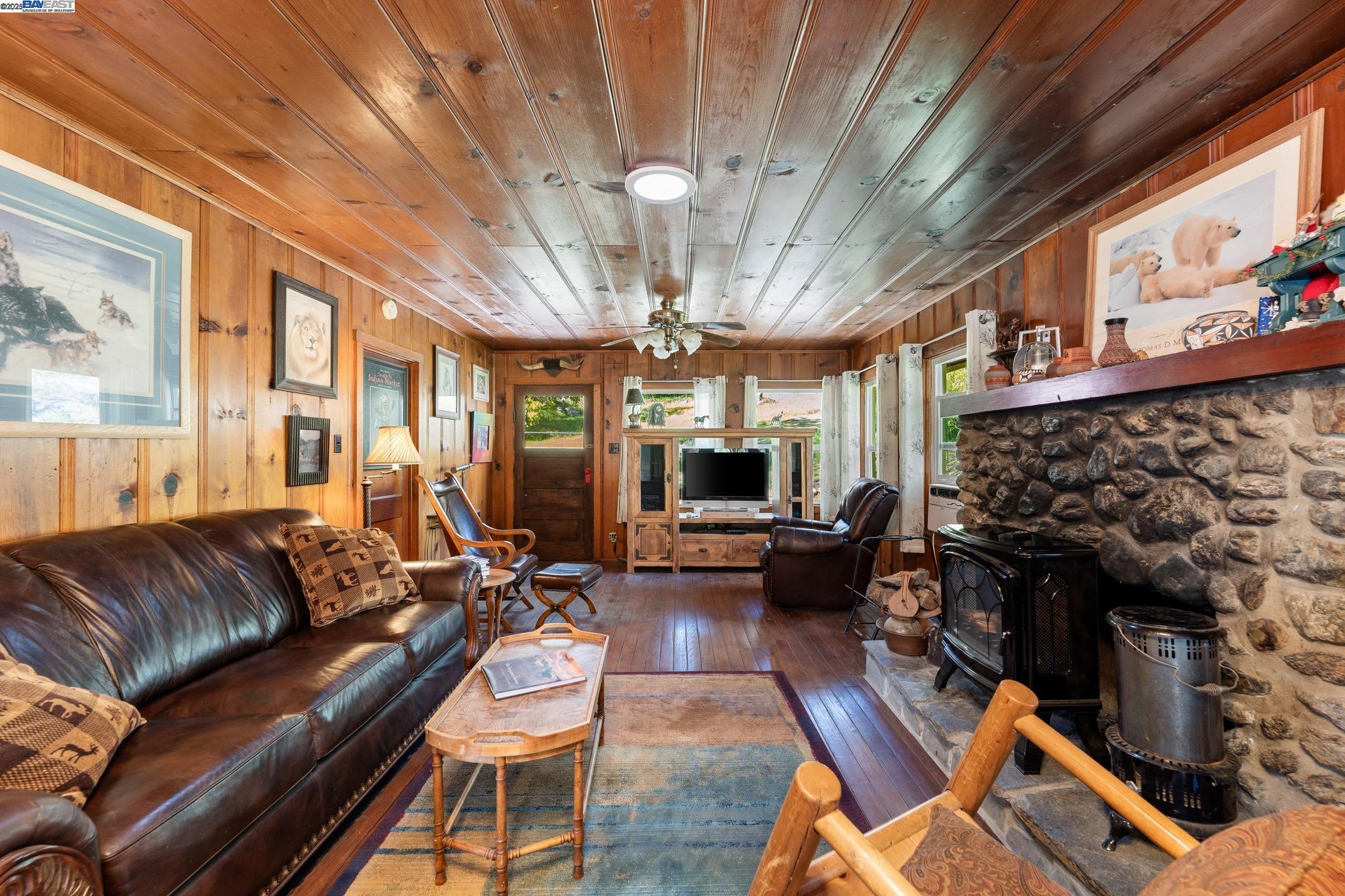 Detail Gallery Image 54 of 60 For 48250 S Fork Dr, Three Rivers,  CA 93271 - 4 Beds | 3/1 Baths